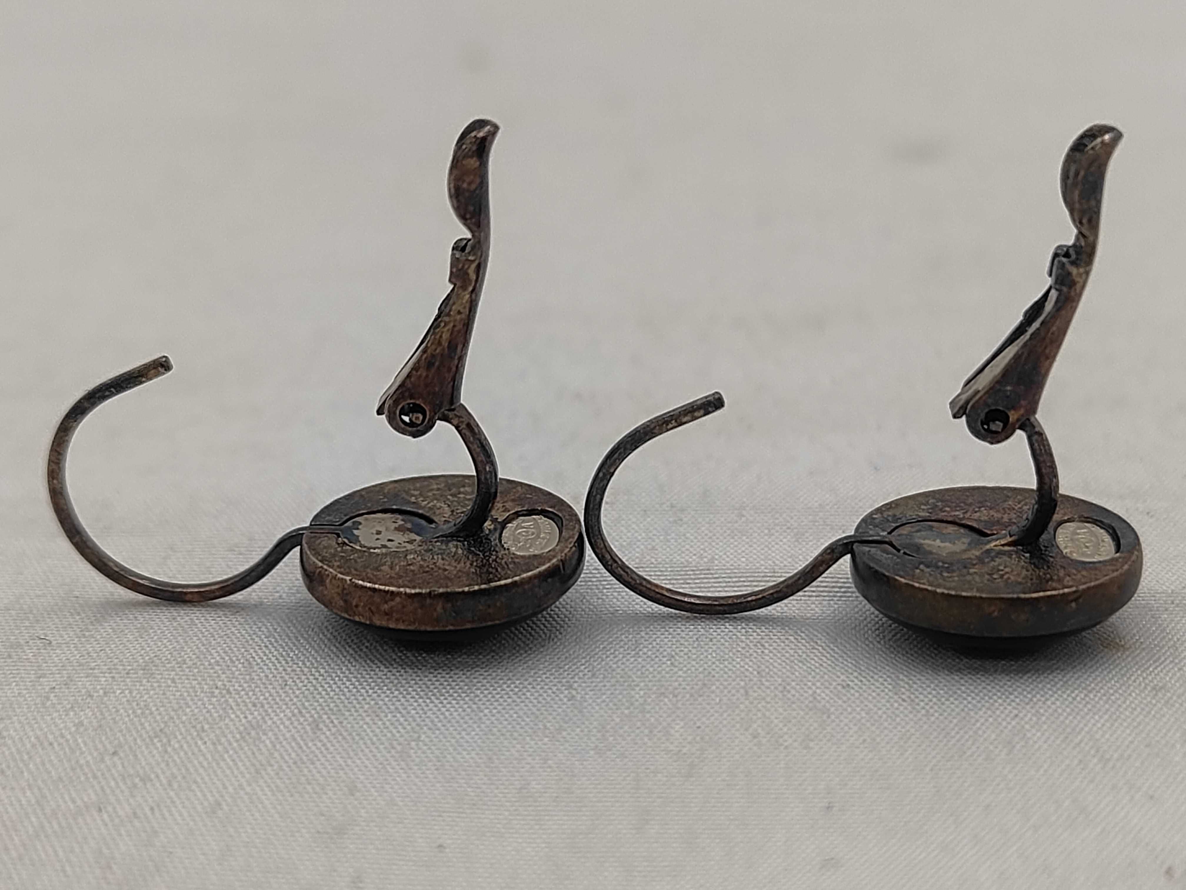 earrings 07A — view 3
