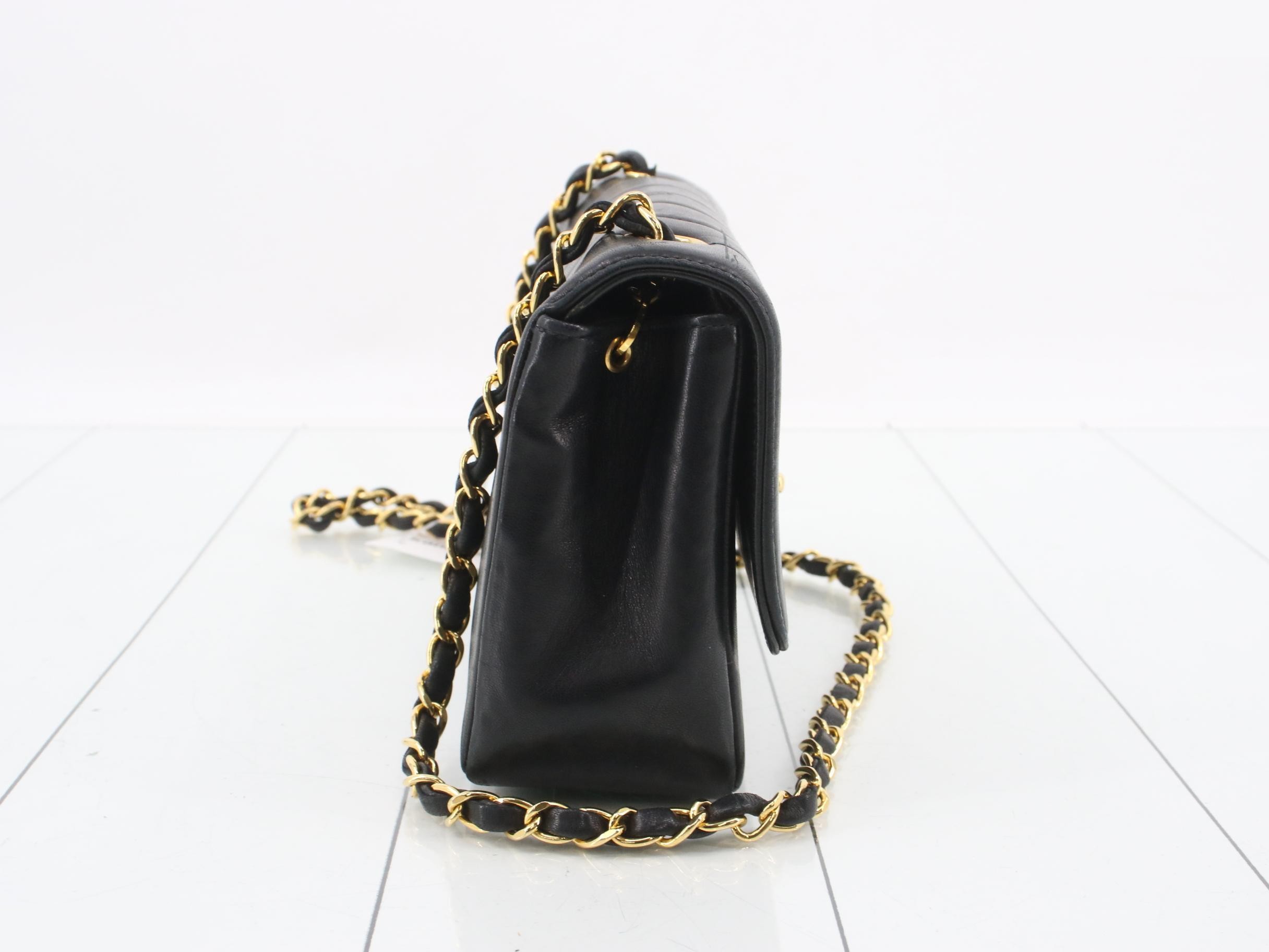 Mademoiselle (Bag) - Shoulder Bag — view 4