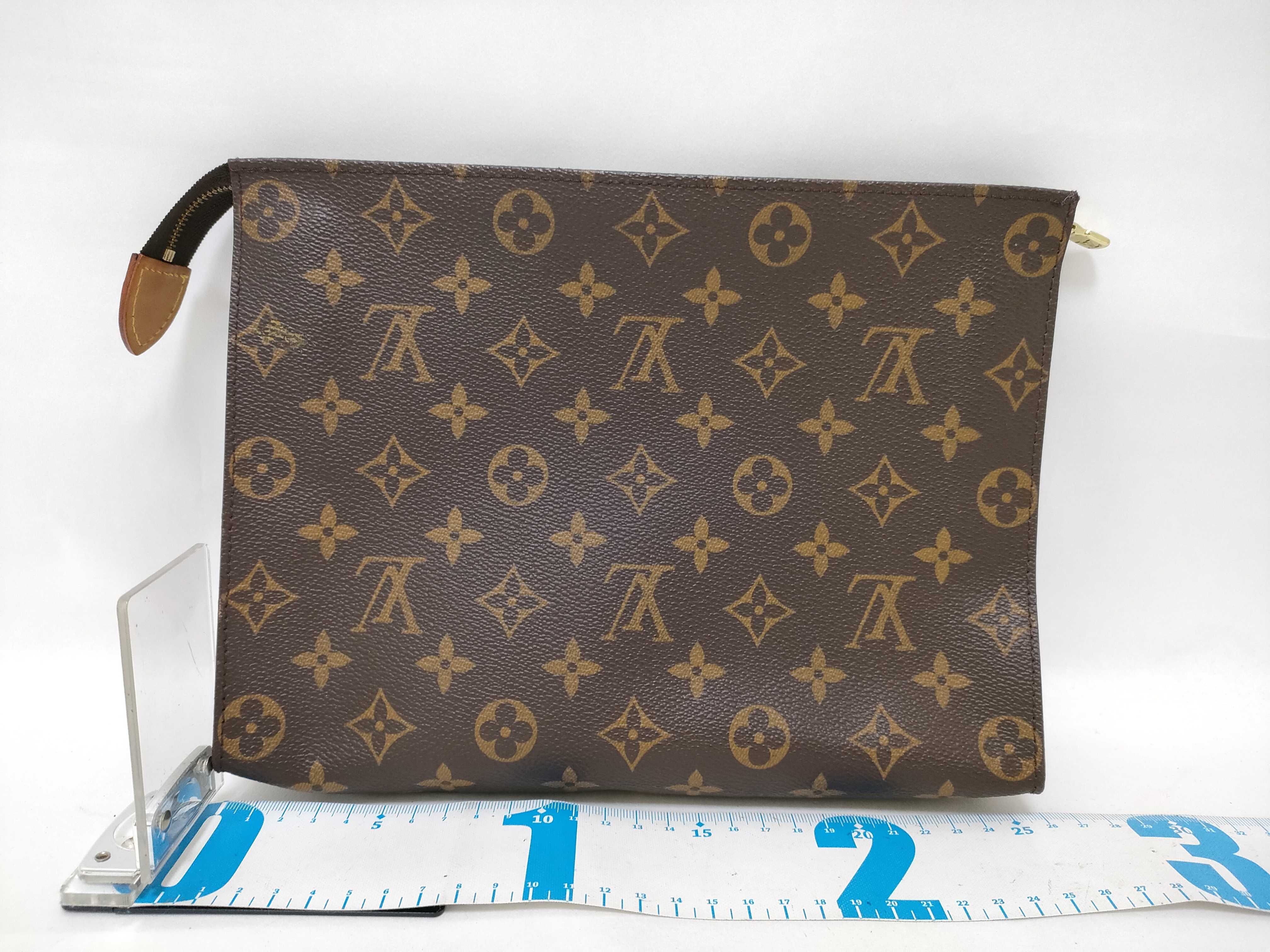 Monogram Louis Vuitton M47542 Pochette Toilette 26 Monogram Second Bag Clutch Bag Second Bag — view 2