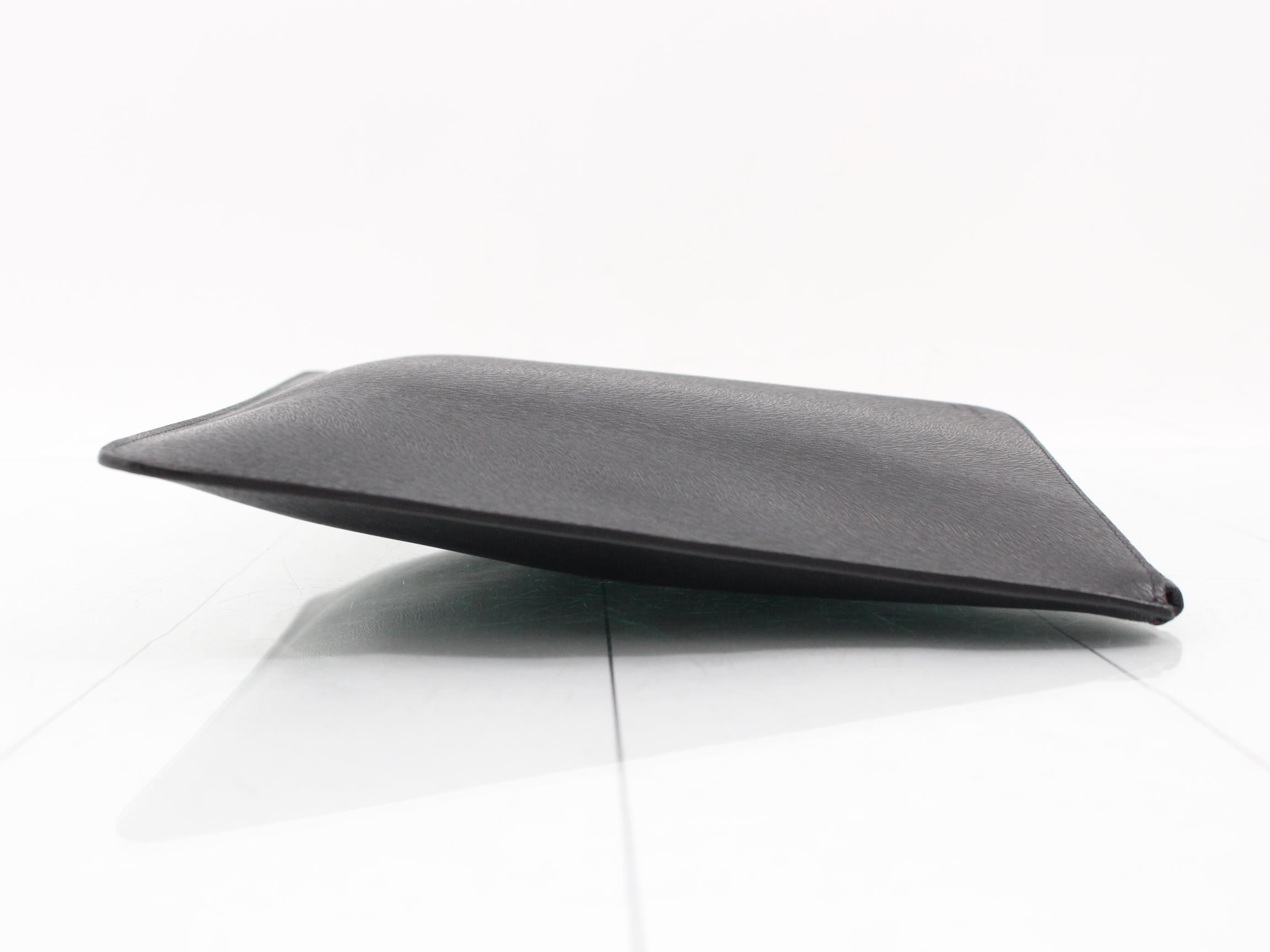 clutch bag — view 3