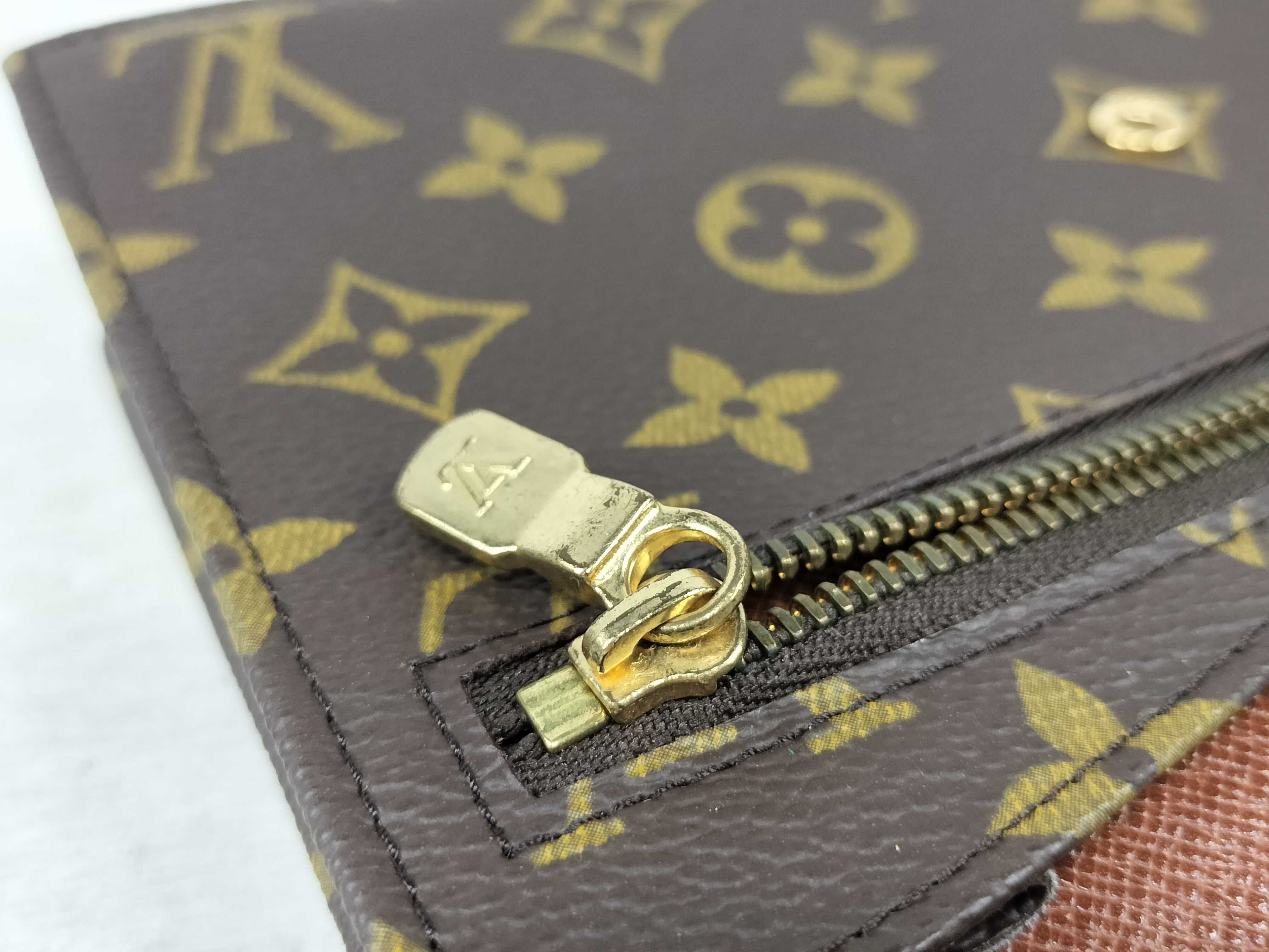 Monogram Louis Vuitton M51940 Pouch — view 11