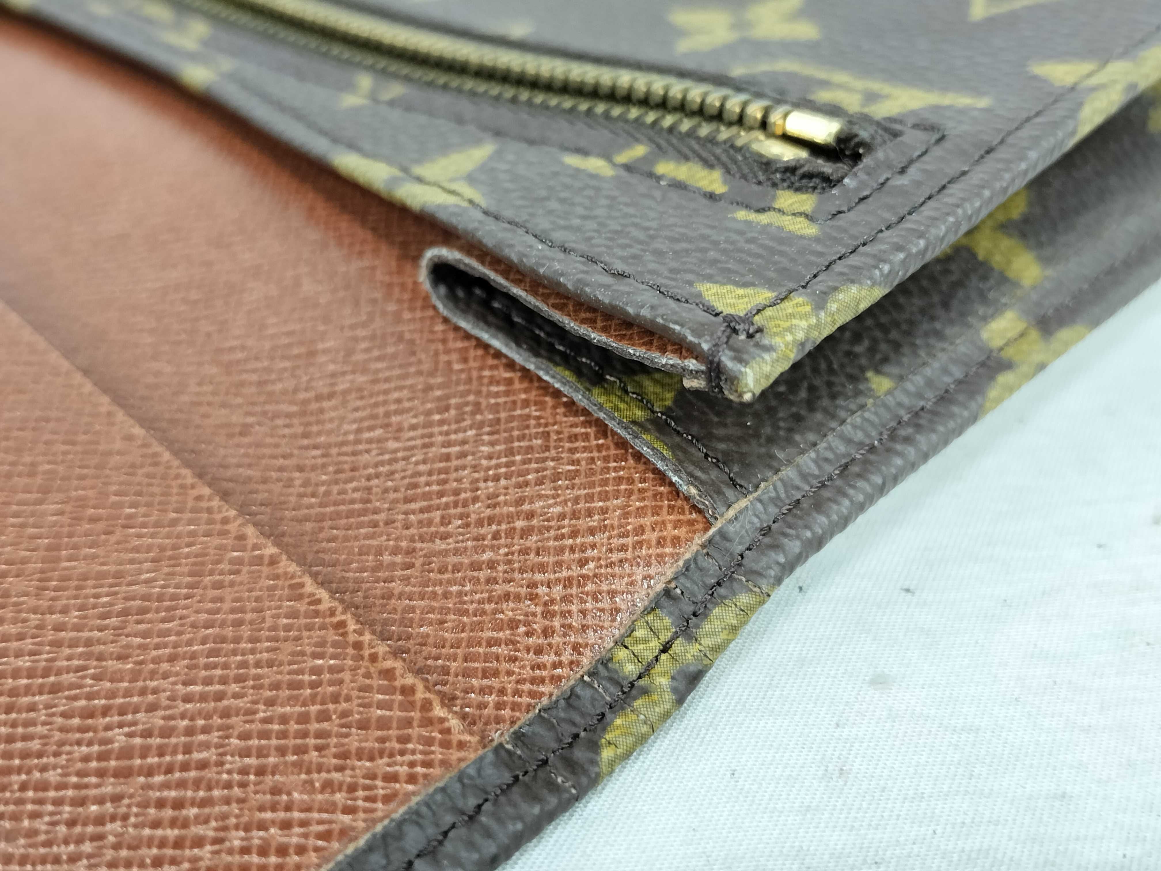Monogram Louis Vuitton M51940 Pouch — view 6