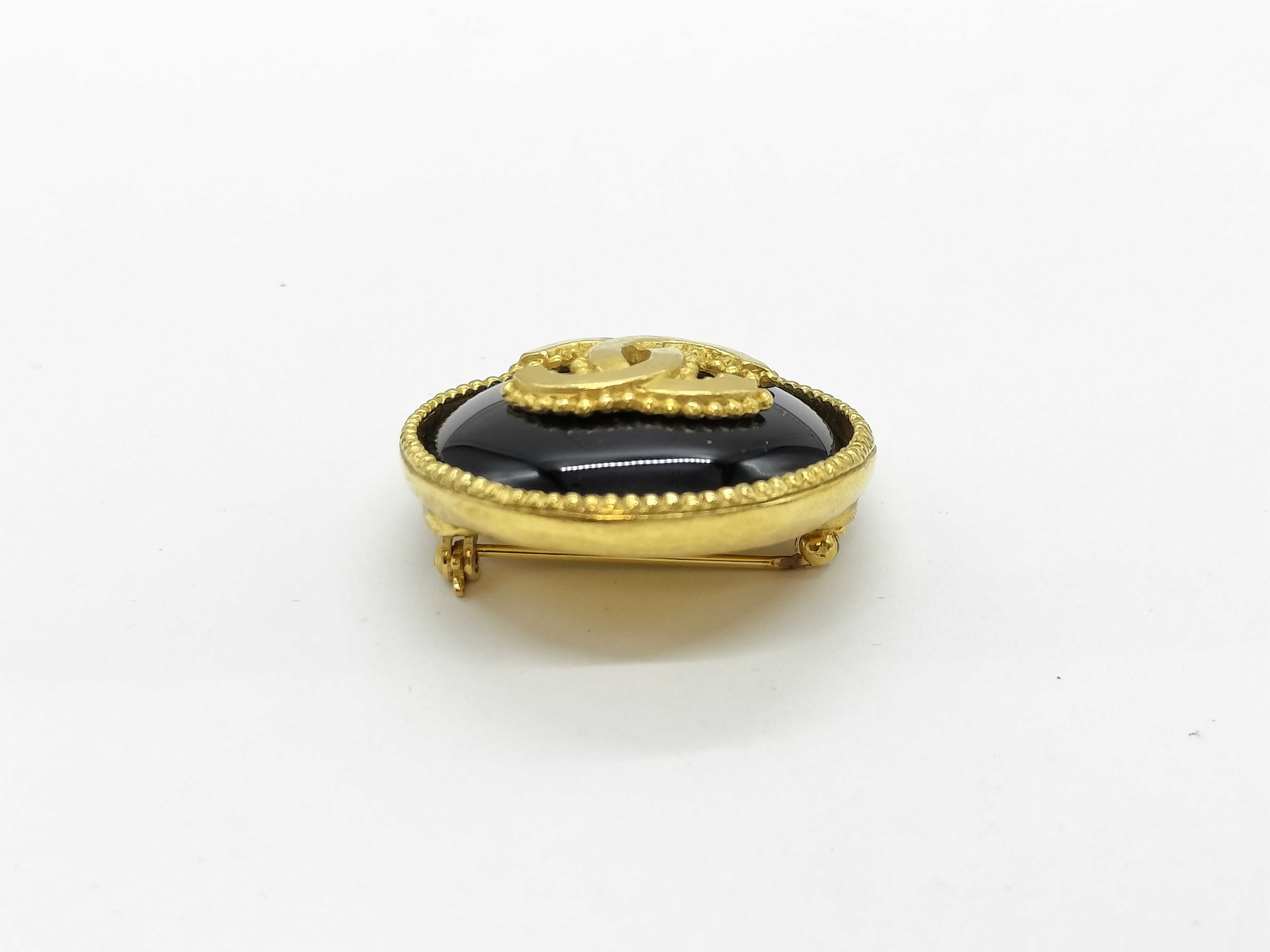 96A Coco Mark Brooch — view 4