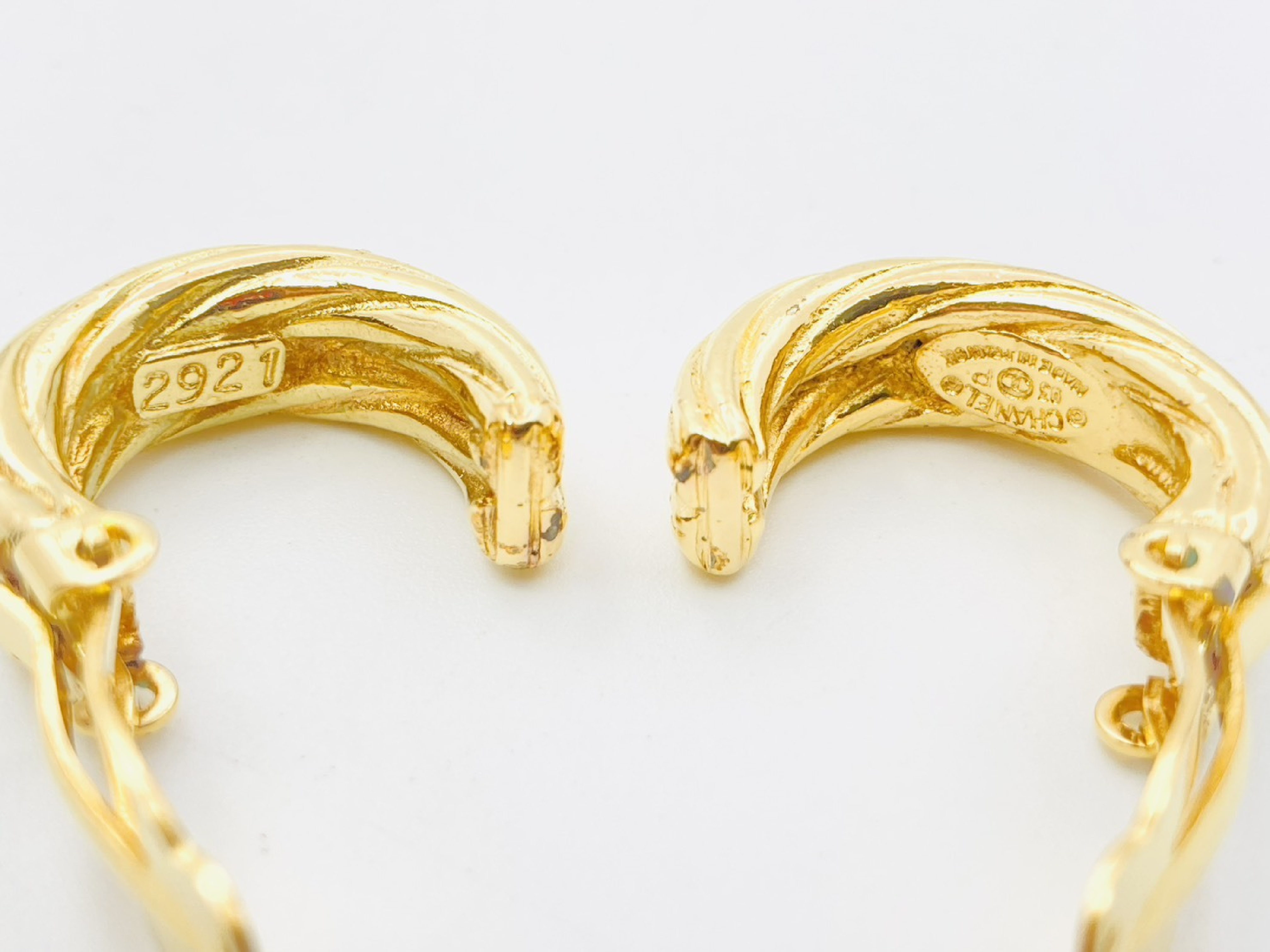 Coco Mark Hoop Earrings (Gold) - 93P/2921 (with comments) — view 4