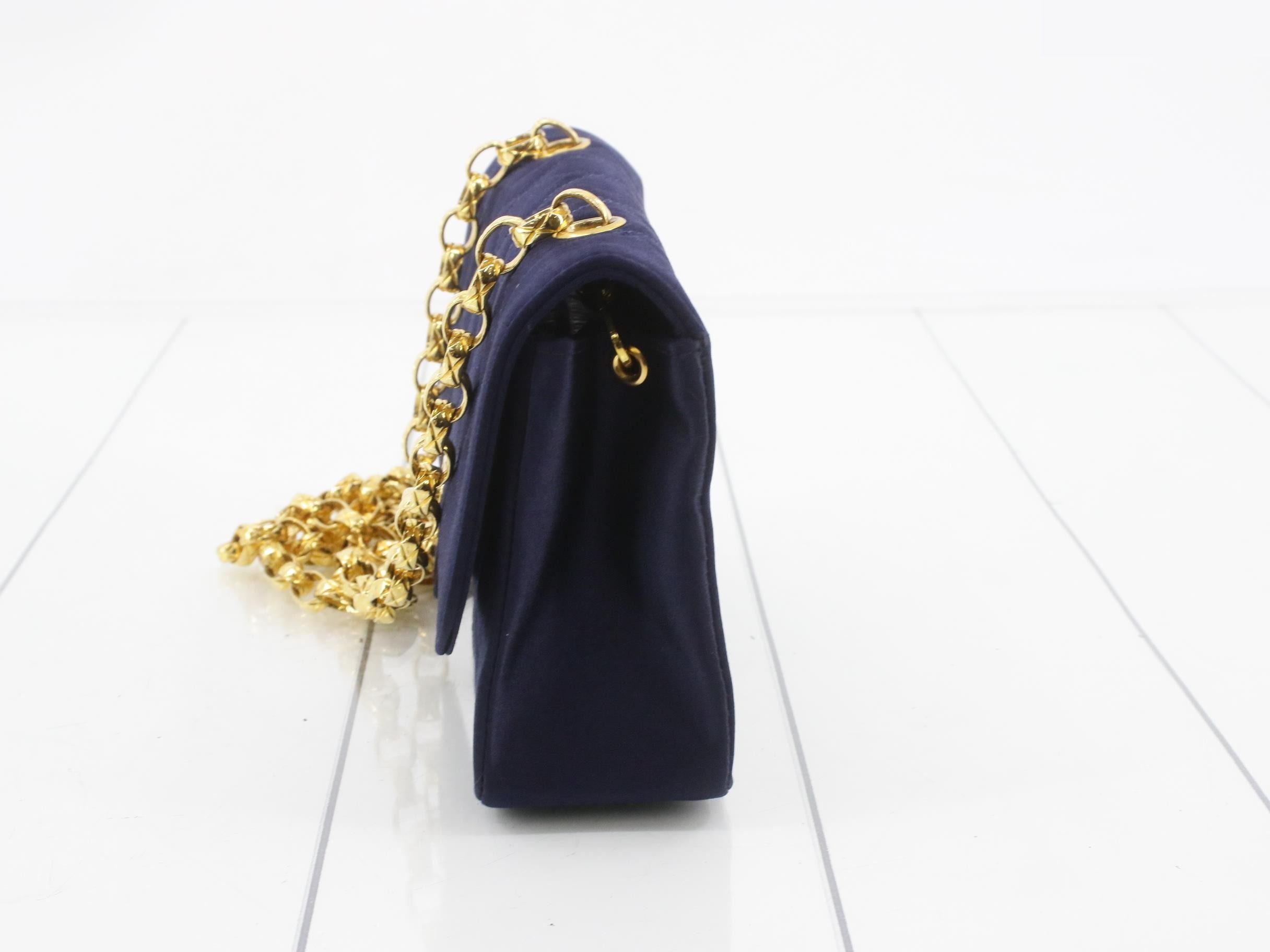 Matelasse Satin Navy Chain Shoulder No. 1 — view 3