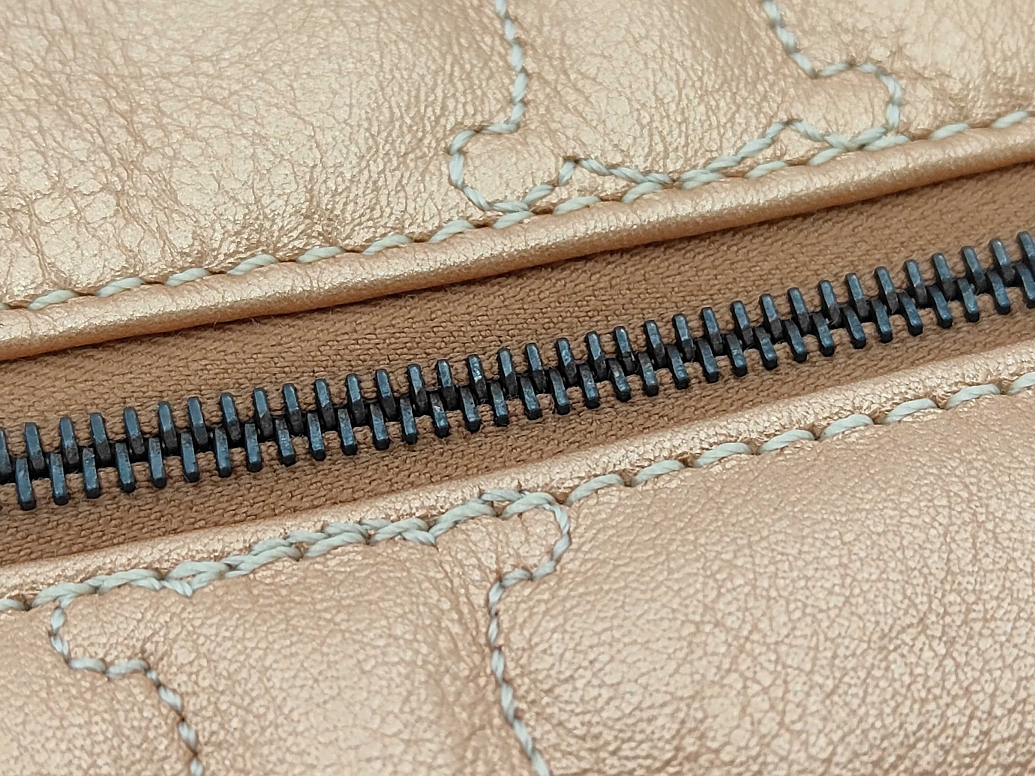 pouch — view 5