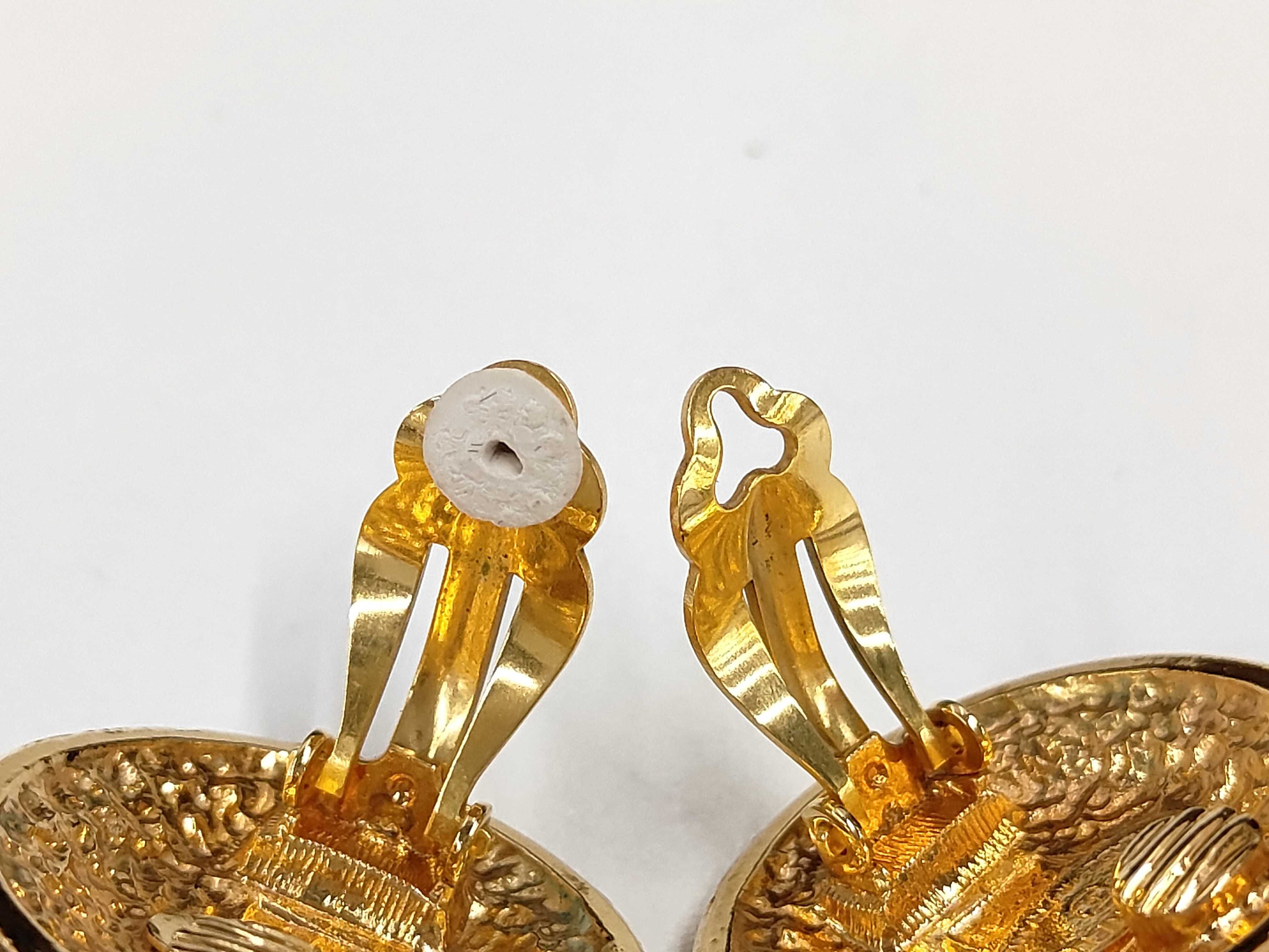 Pearl White x Gold (Precious Metal) Earrings — view 5