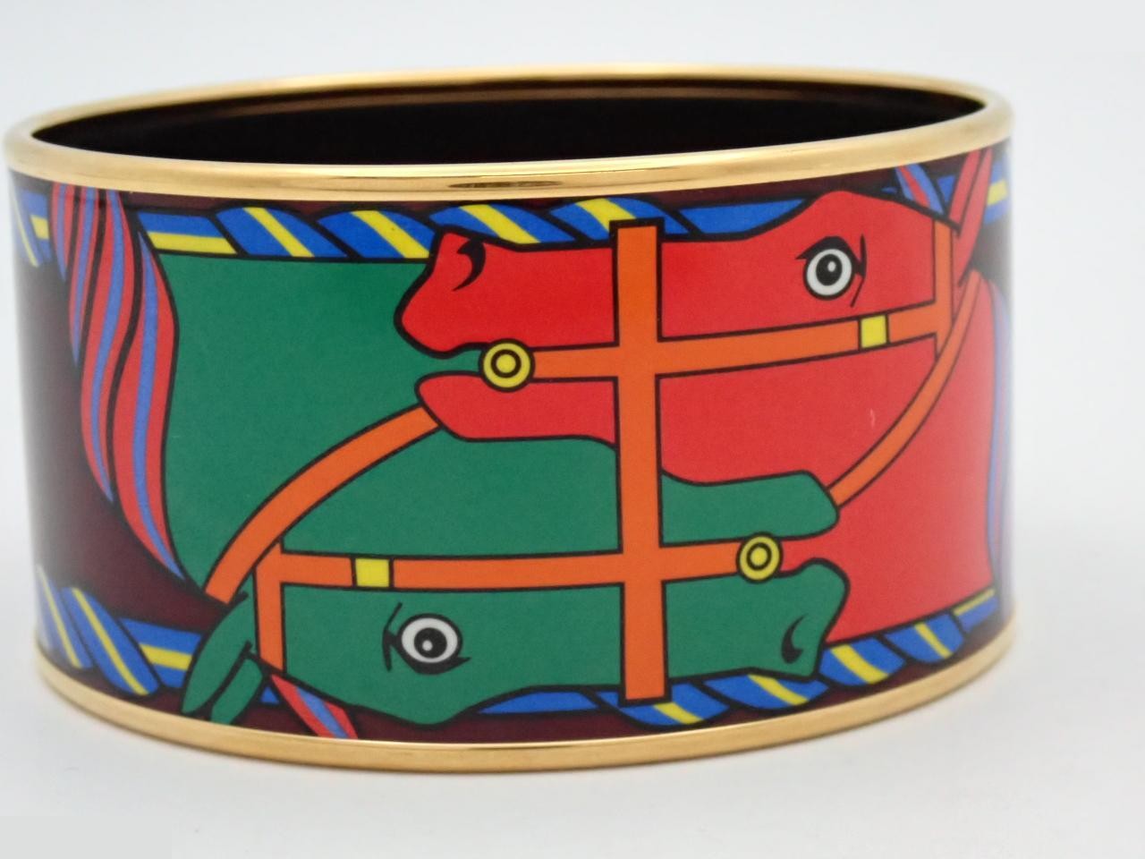 Enamel bracelet, wrist circumference approximately 18 cm — view 3