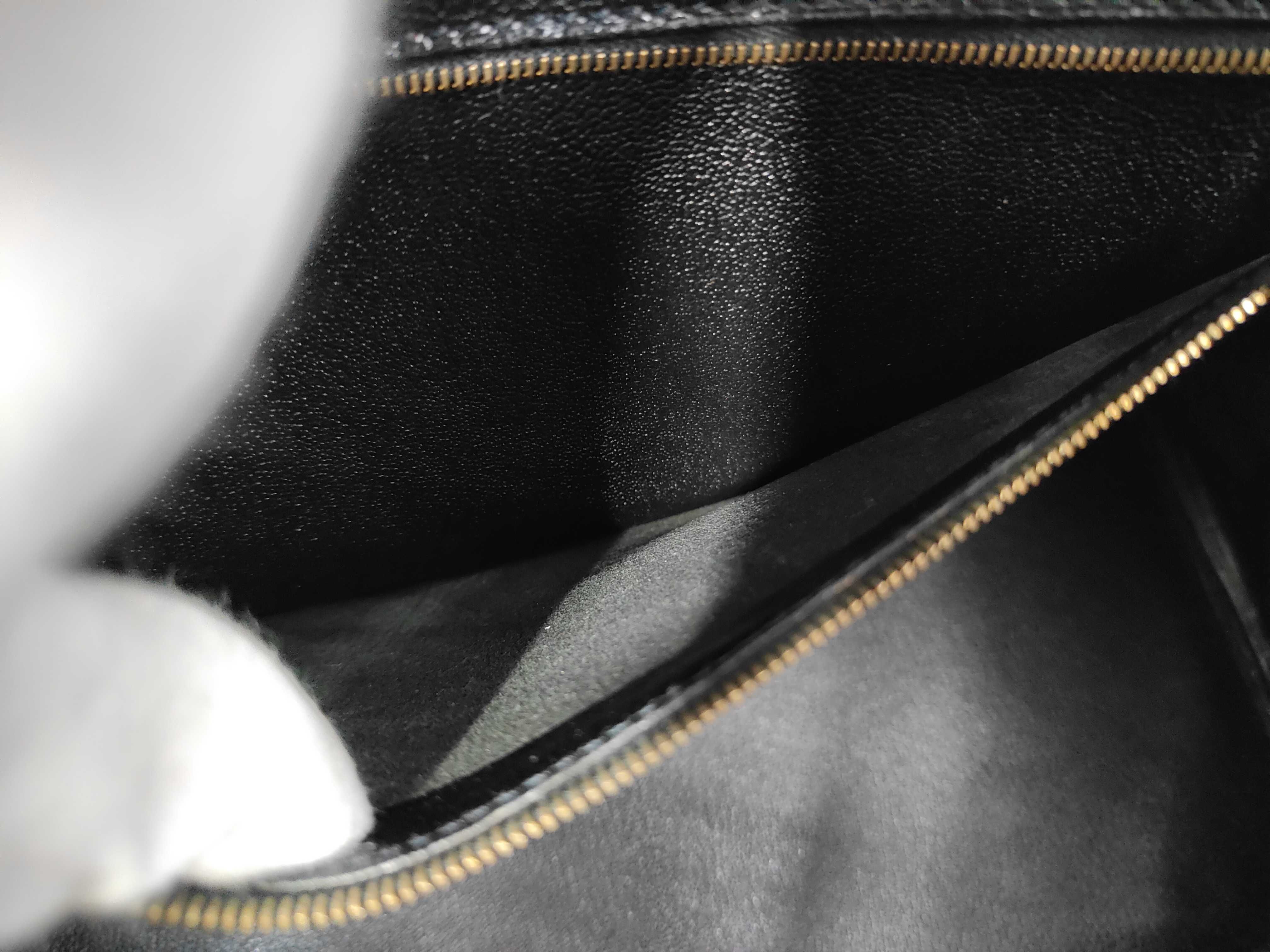 Birkin 35 Chevre Leather, Black, Gold Hardware, F Handbag — view 12