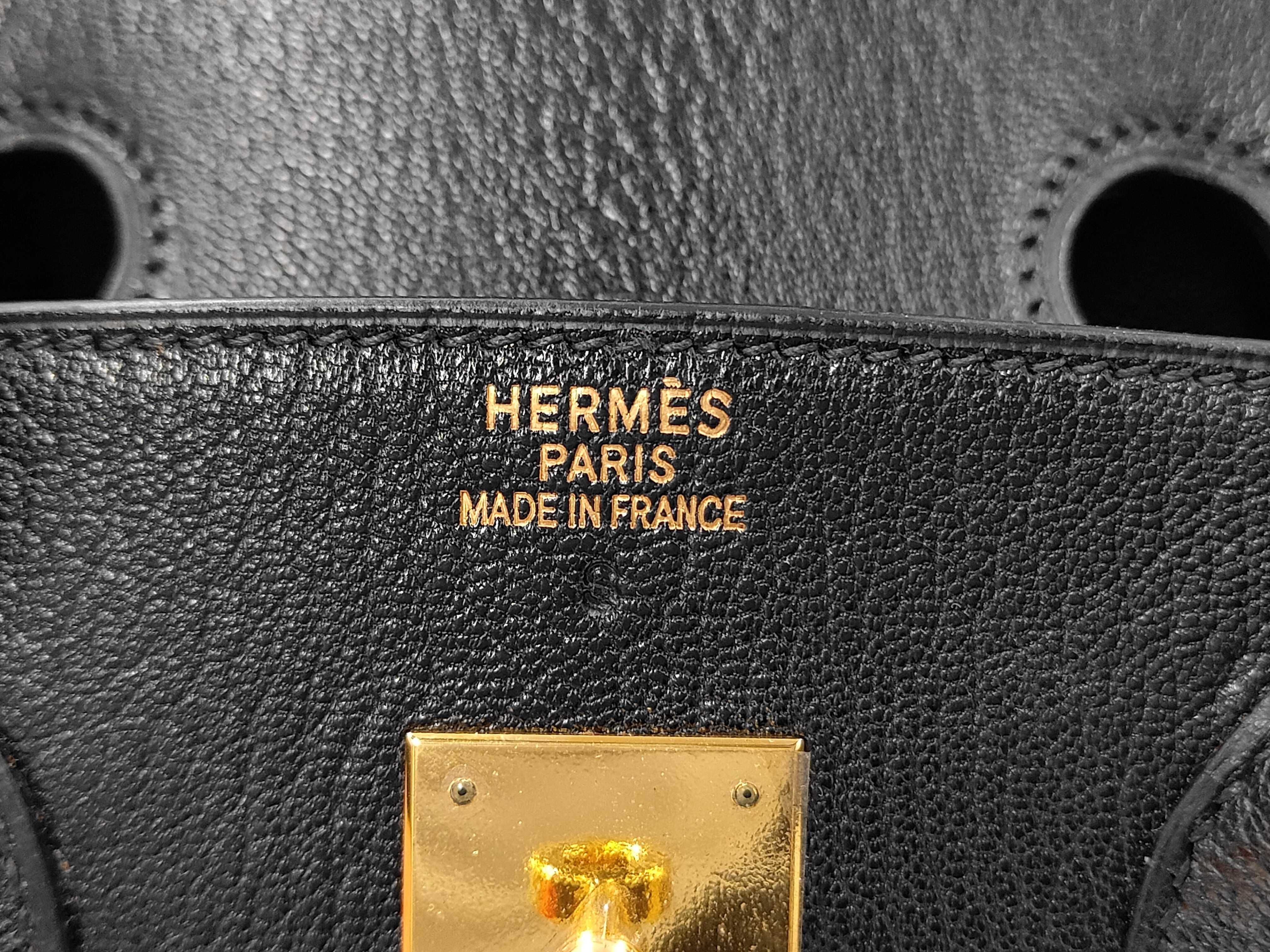 Birkin 35 Chevre Leather, Black, Gold Hardware, F Handbag — view 13