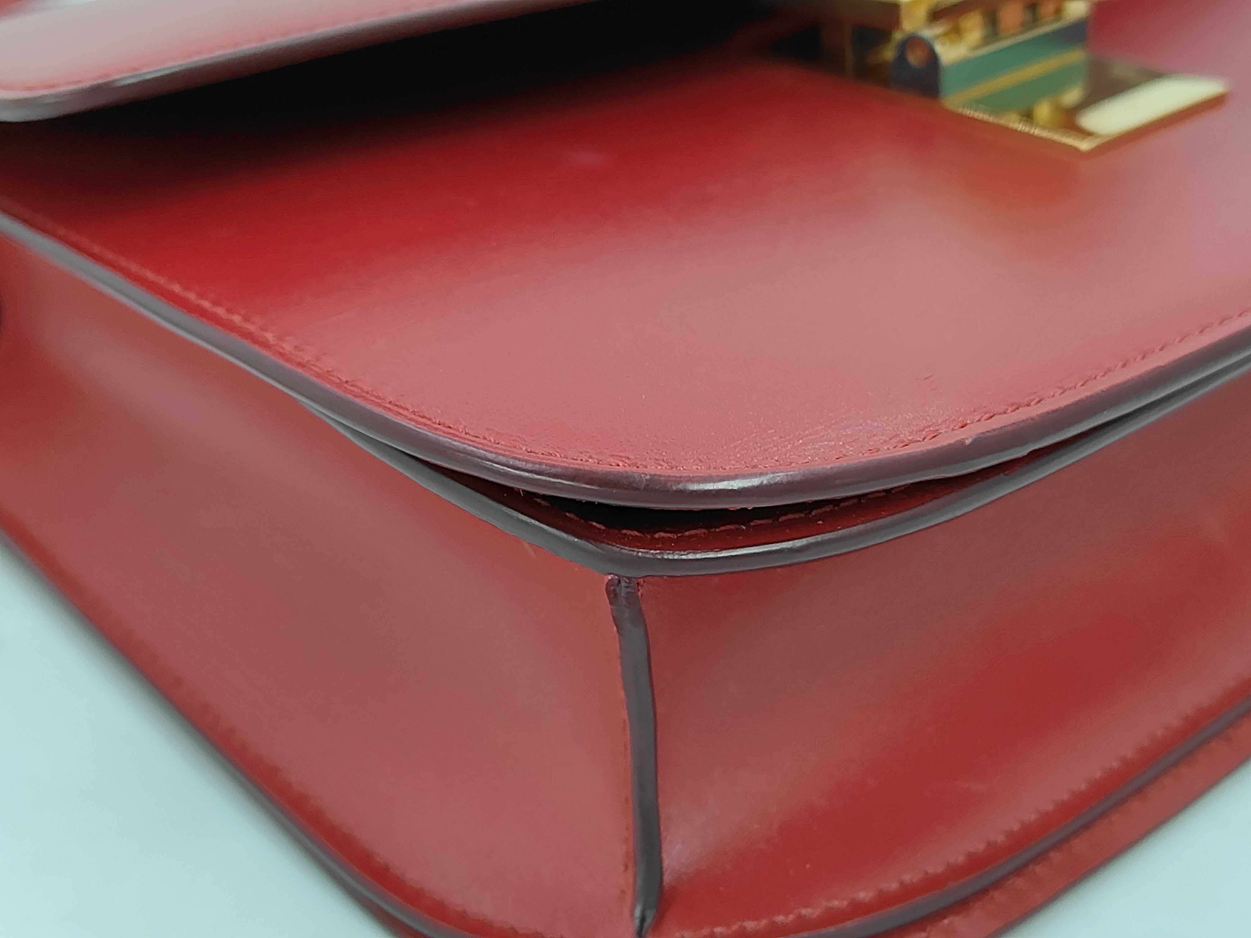 Classic Box Medium Leather Shoulder Bag, Red — view 6