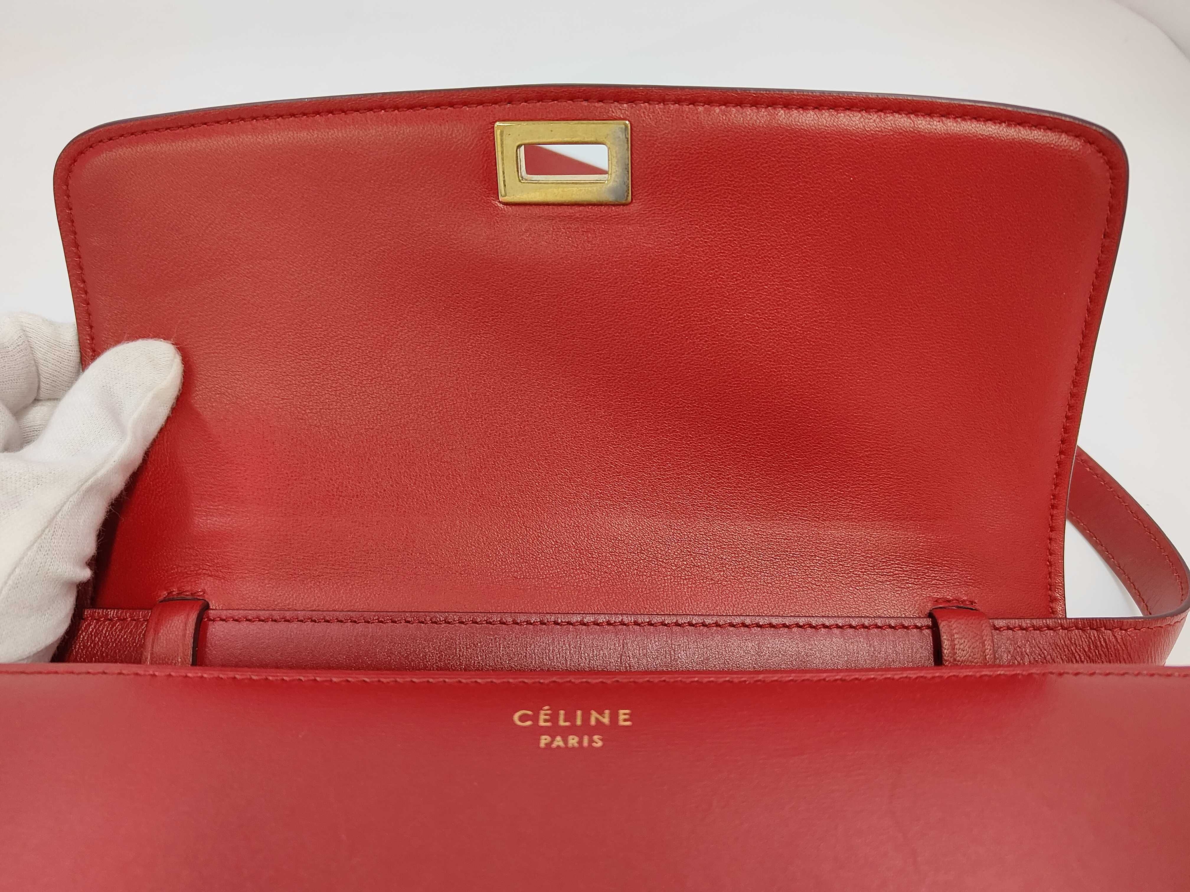 Classic Box Medium Leather Shoulder Bag, Red — view 8