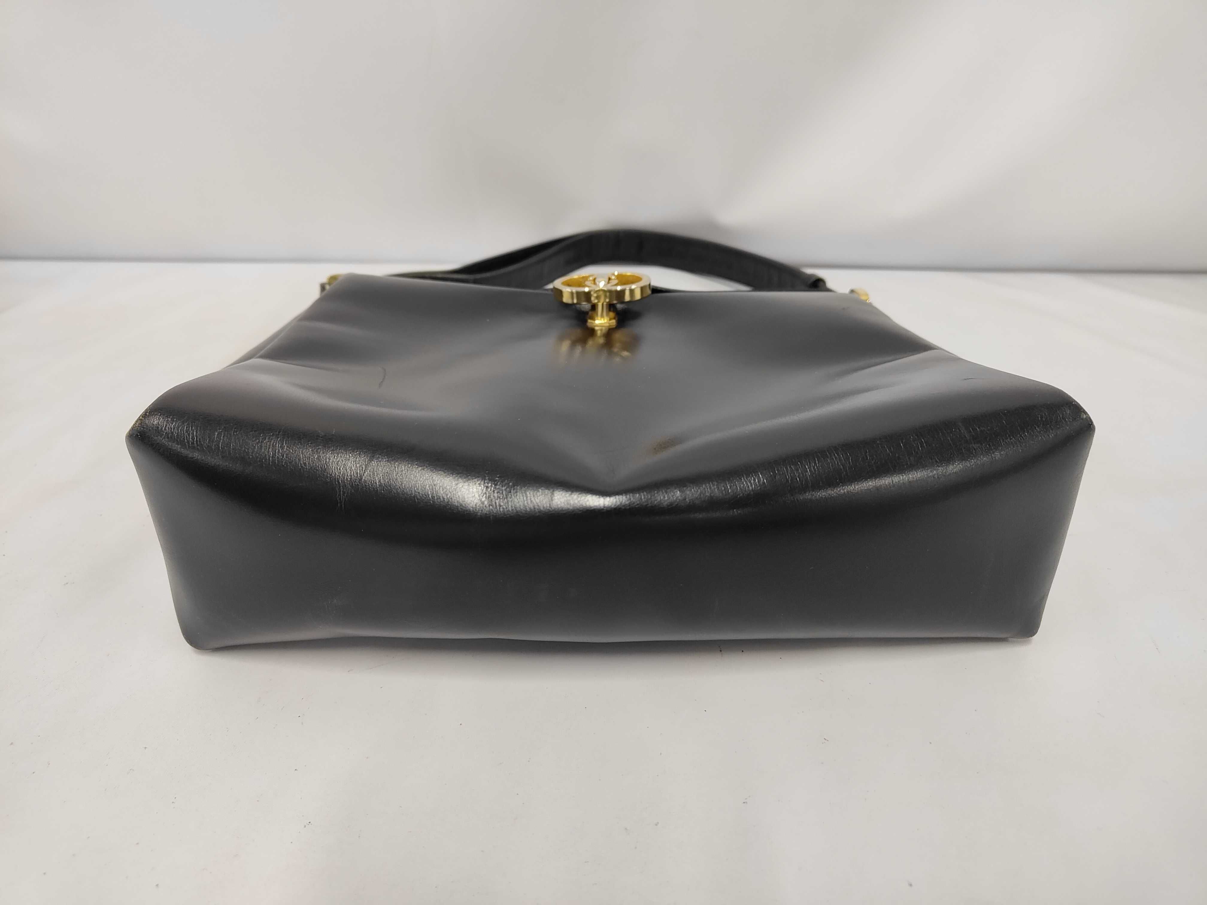 GG Interlocking Gold Hardware Black Leather Shoulder Bag — view 3
