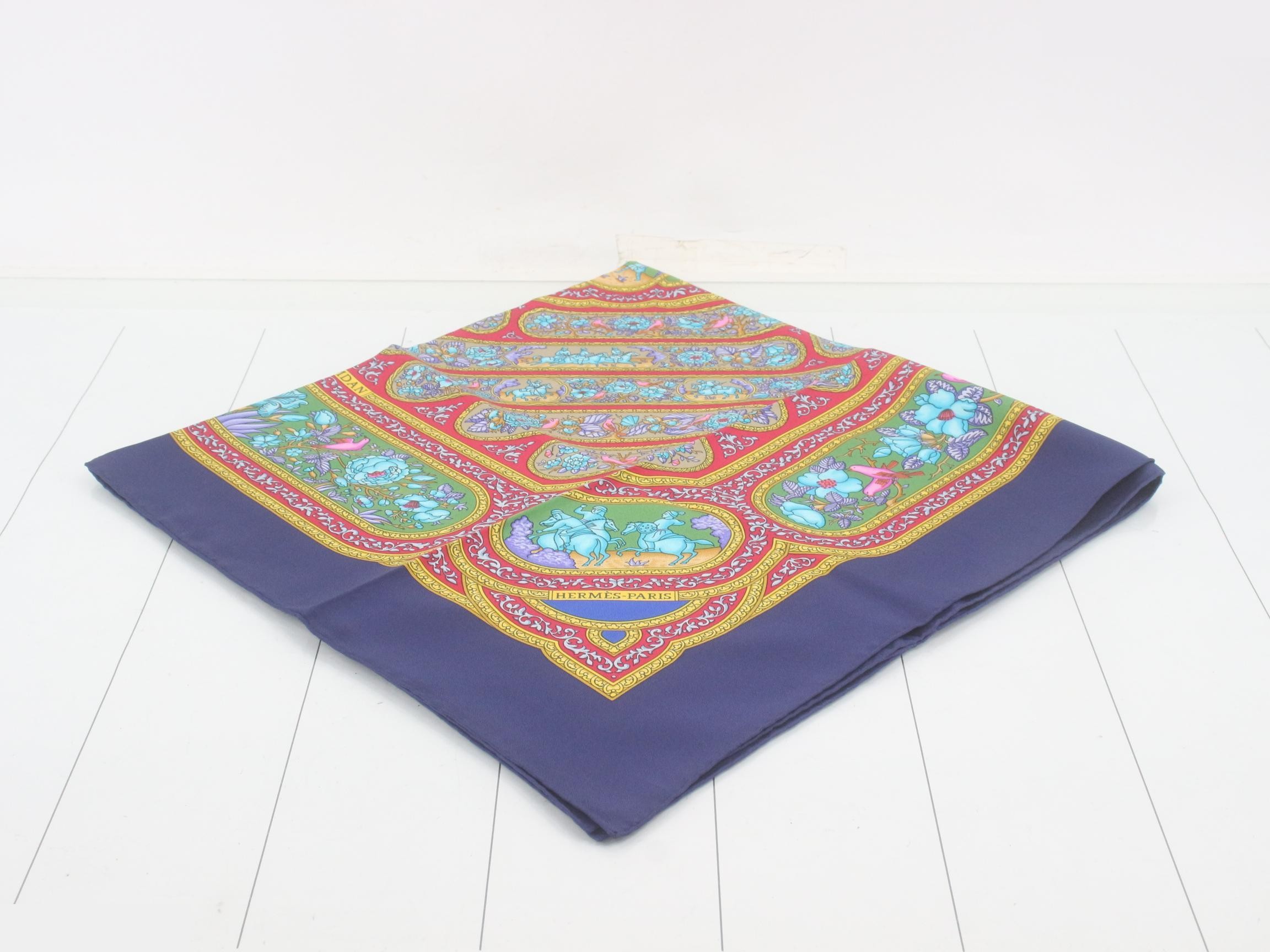 Carre 90, no tag, scarf