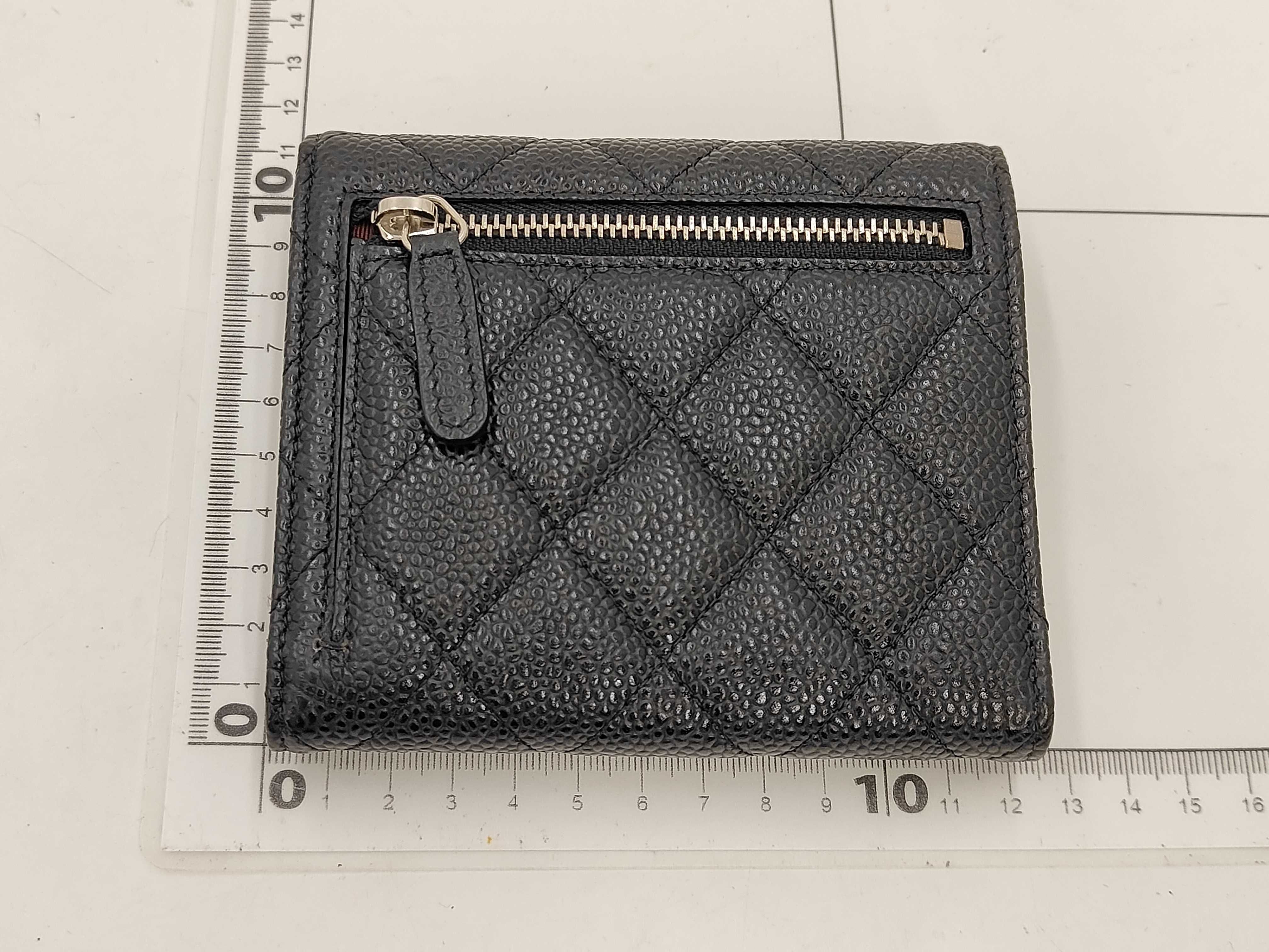 Caviar Skin Classic Small Flap Wallet — view 2