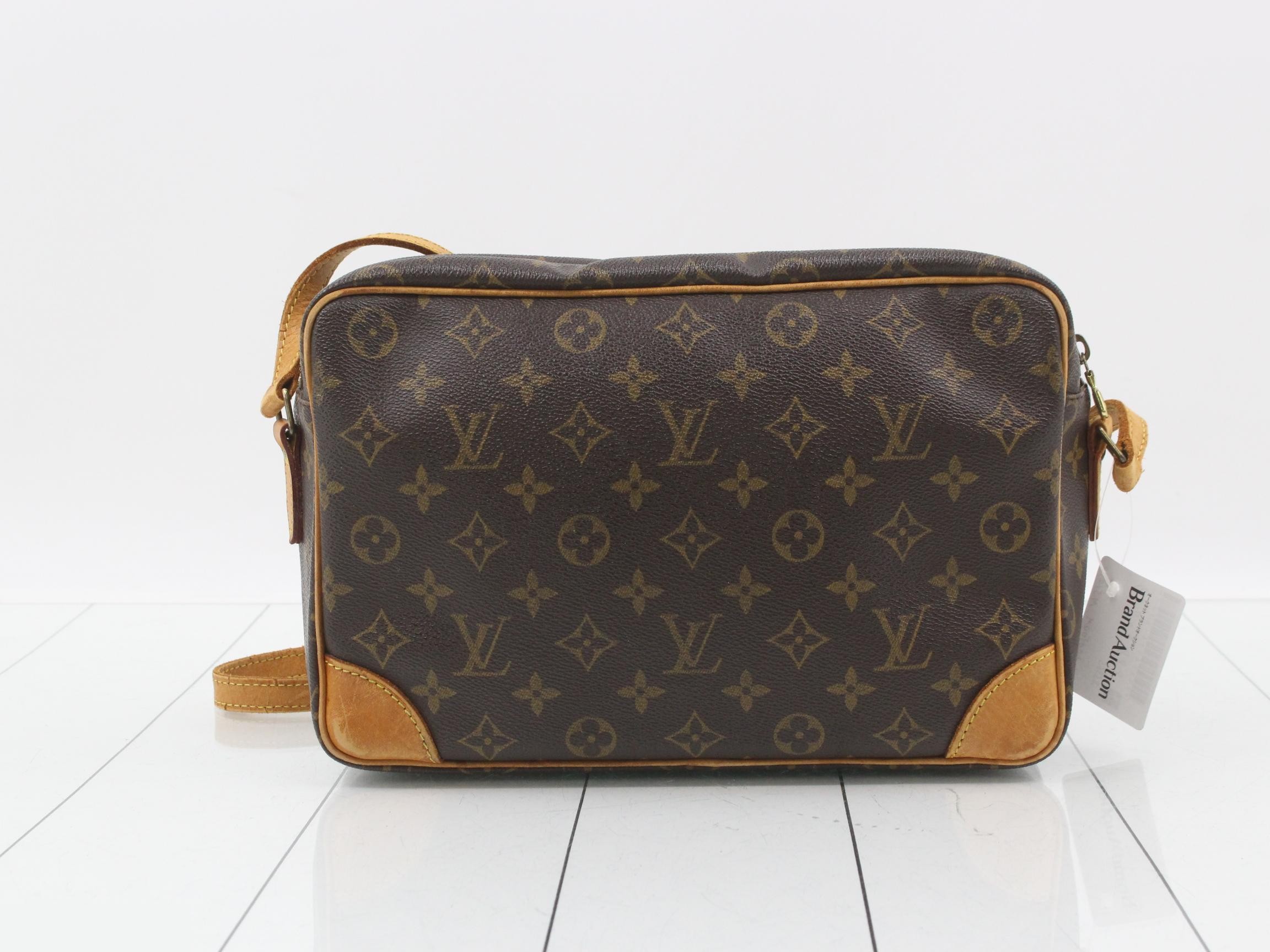 M51272 Trocadero GM Shoulder Bag, Monogram Brown — view 2