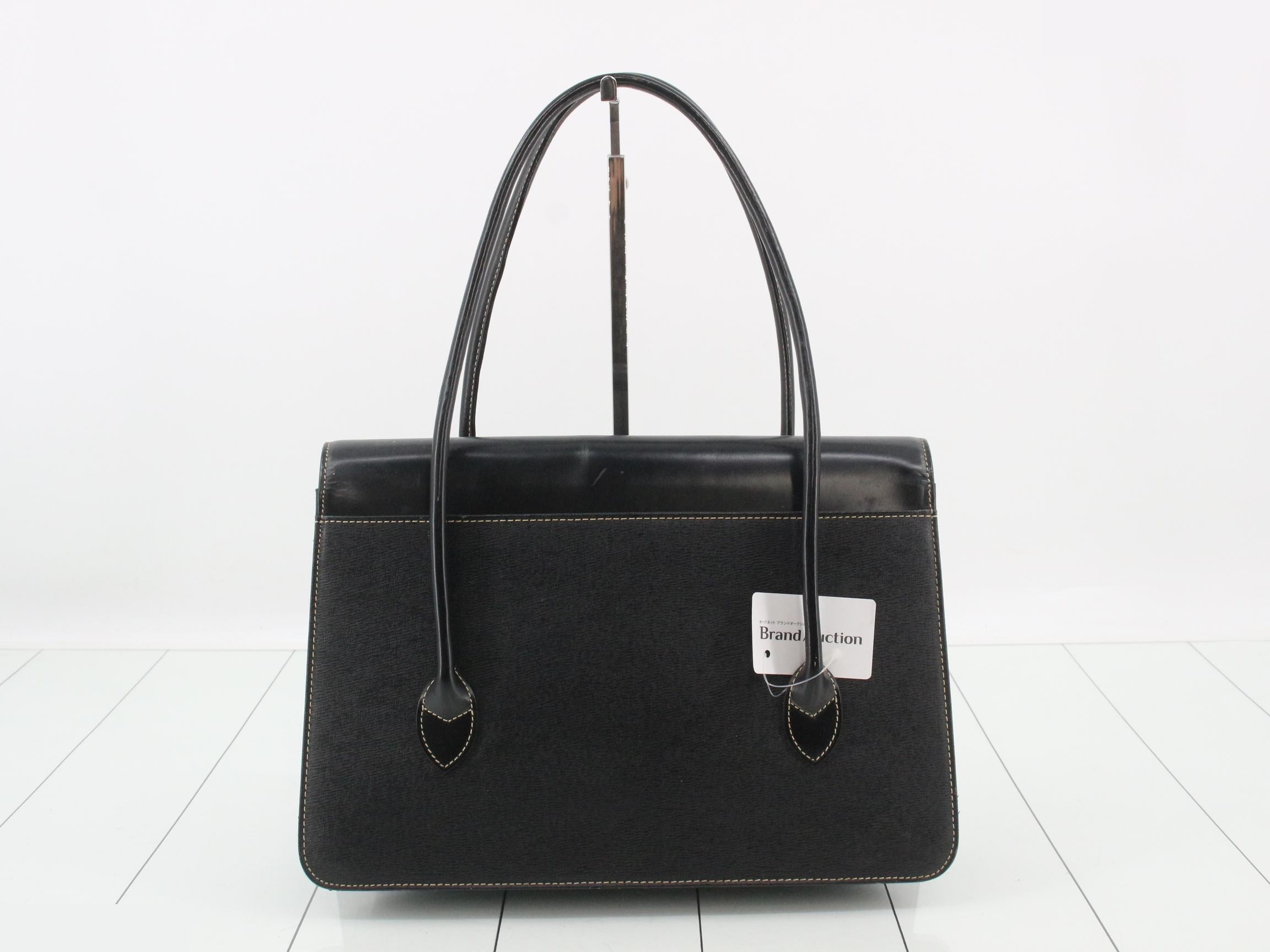 handbag — view 2