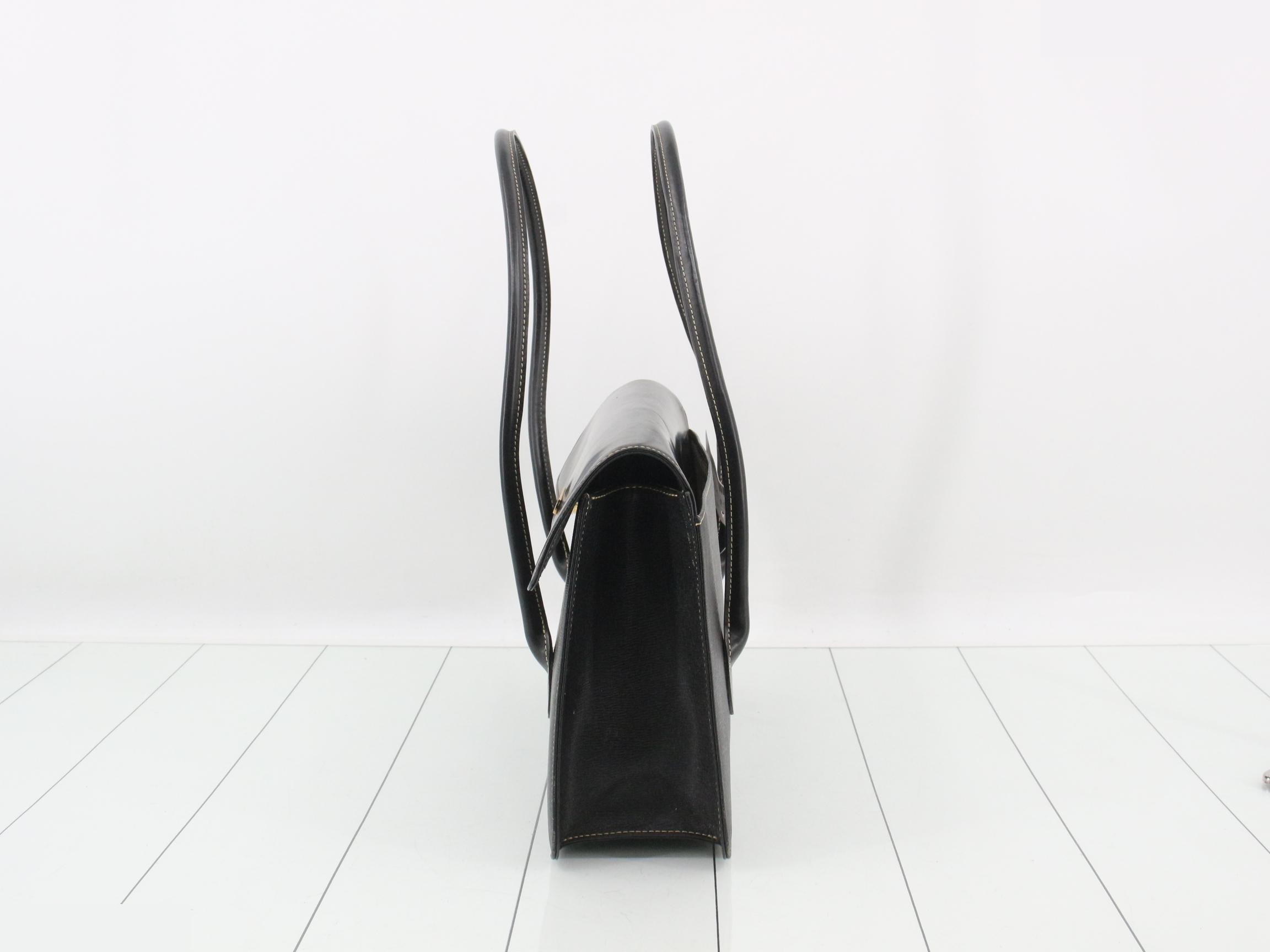 handbag — view 3