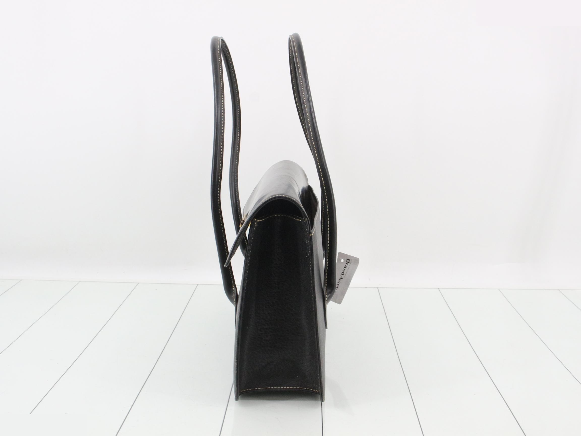 handbag — view 4