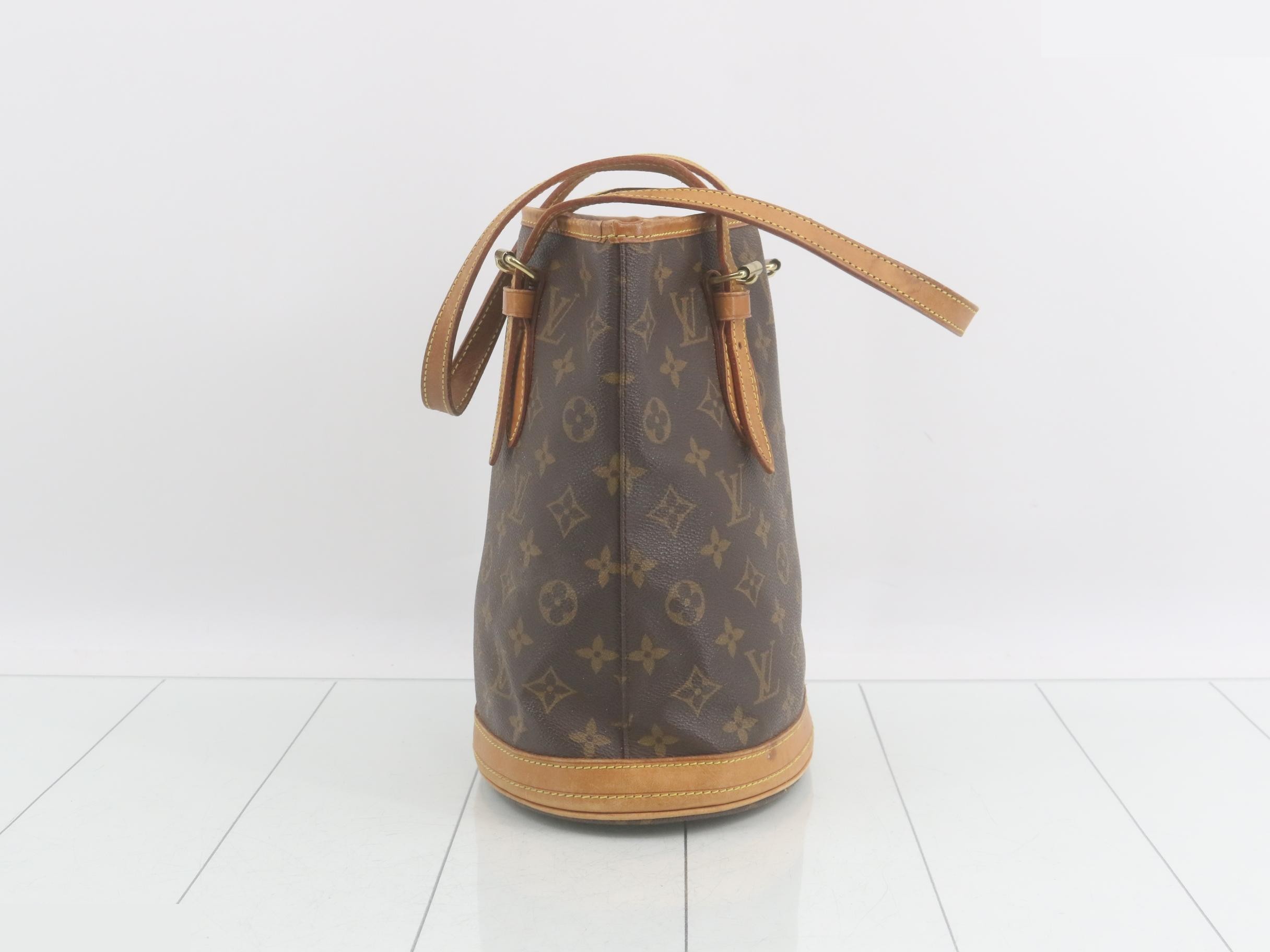 Bucket PM with pouch — view 3