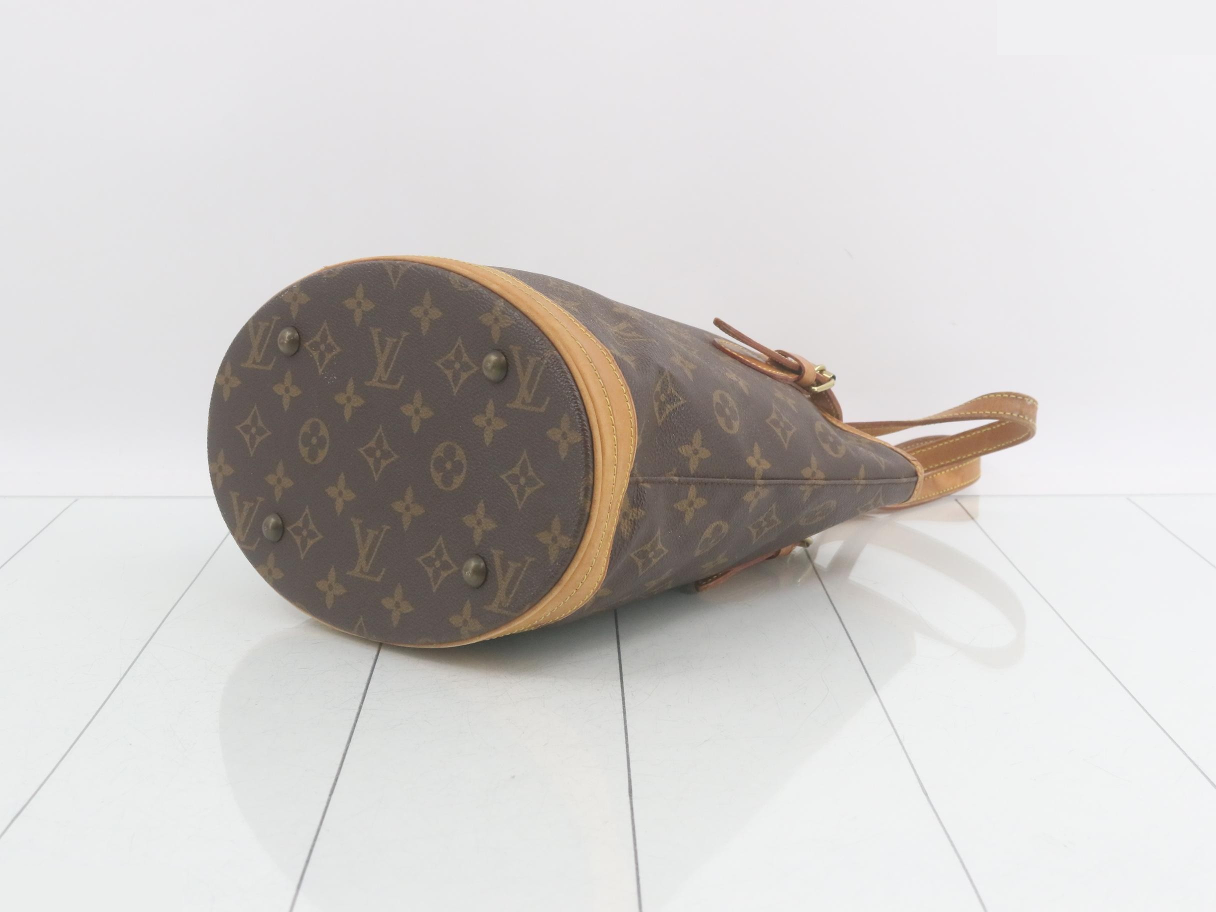 Bucket PM with pouch — view 6