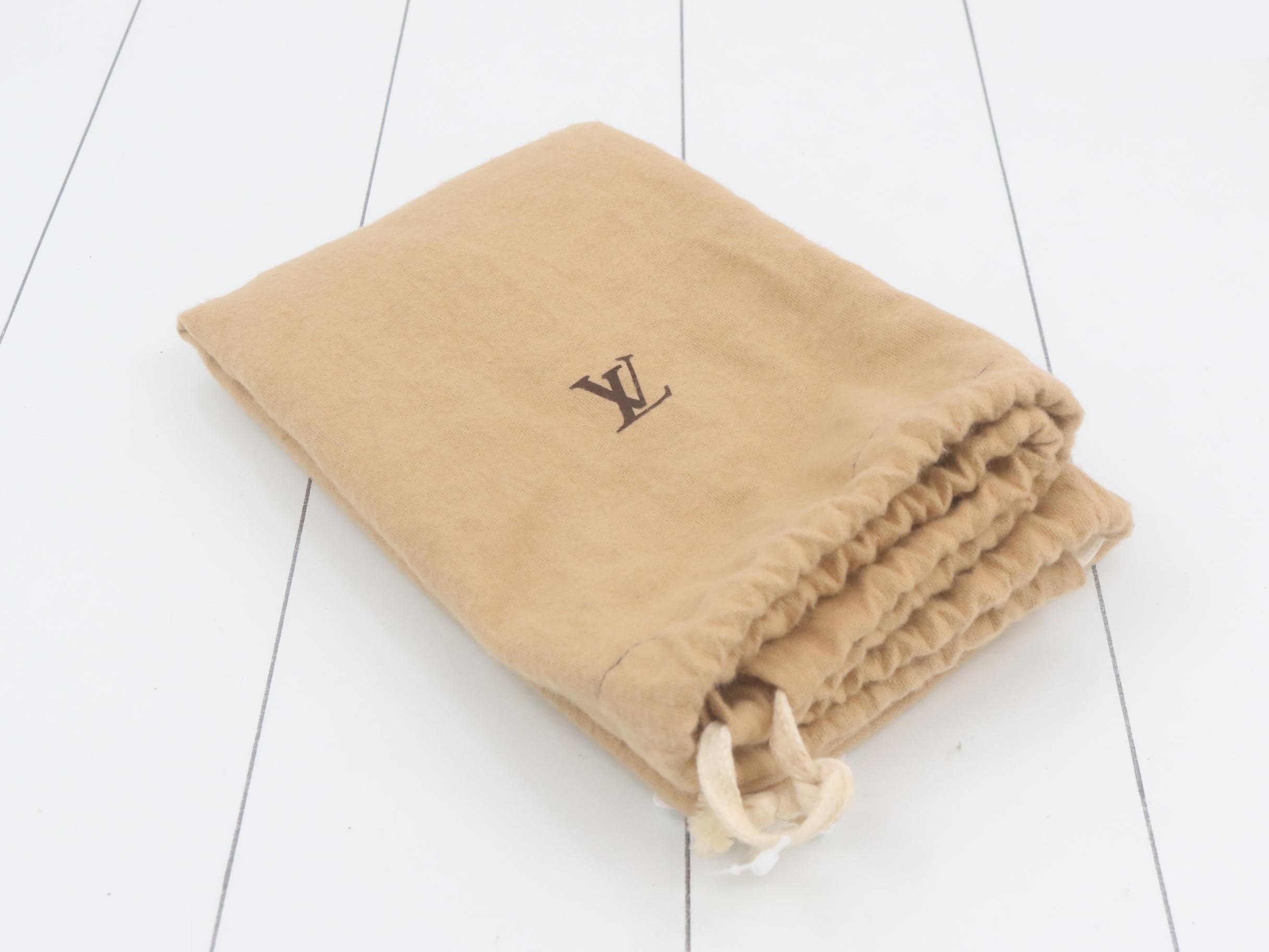 Bucket PM with pouch — view 7