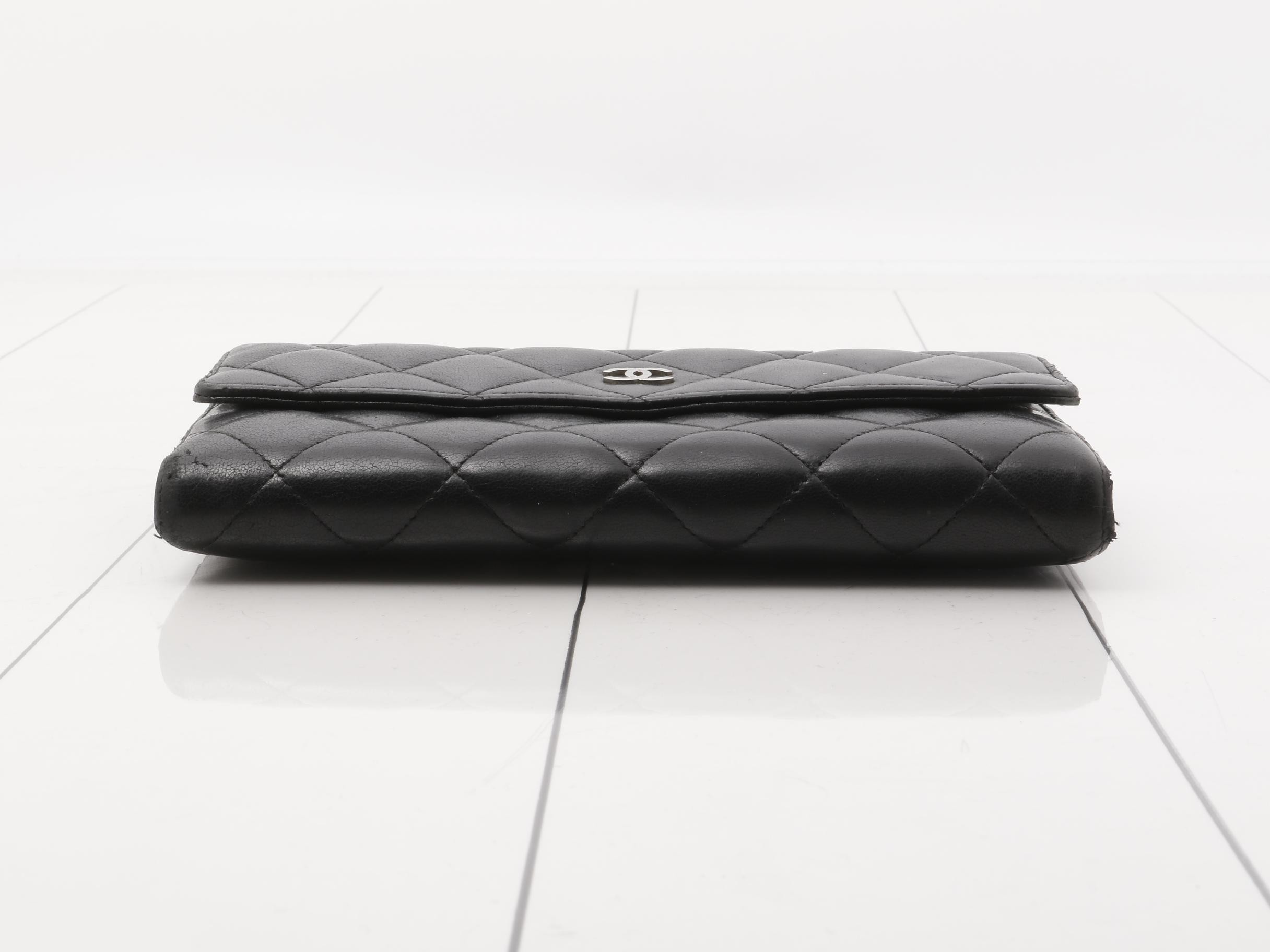 Matelassé (bag) and long wallet — view 3