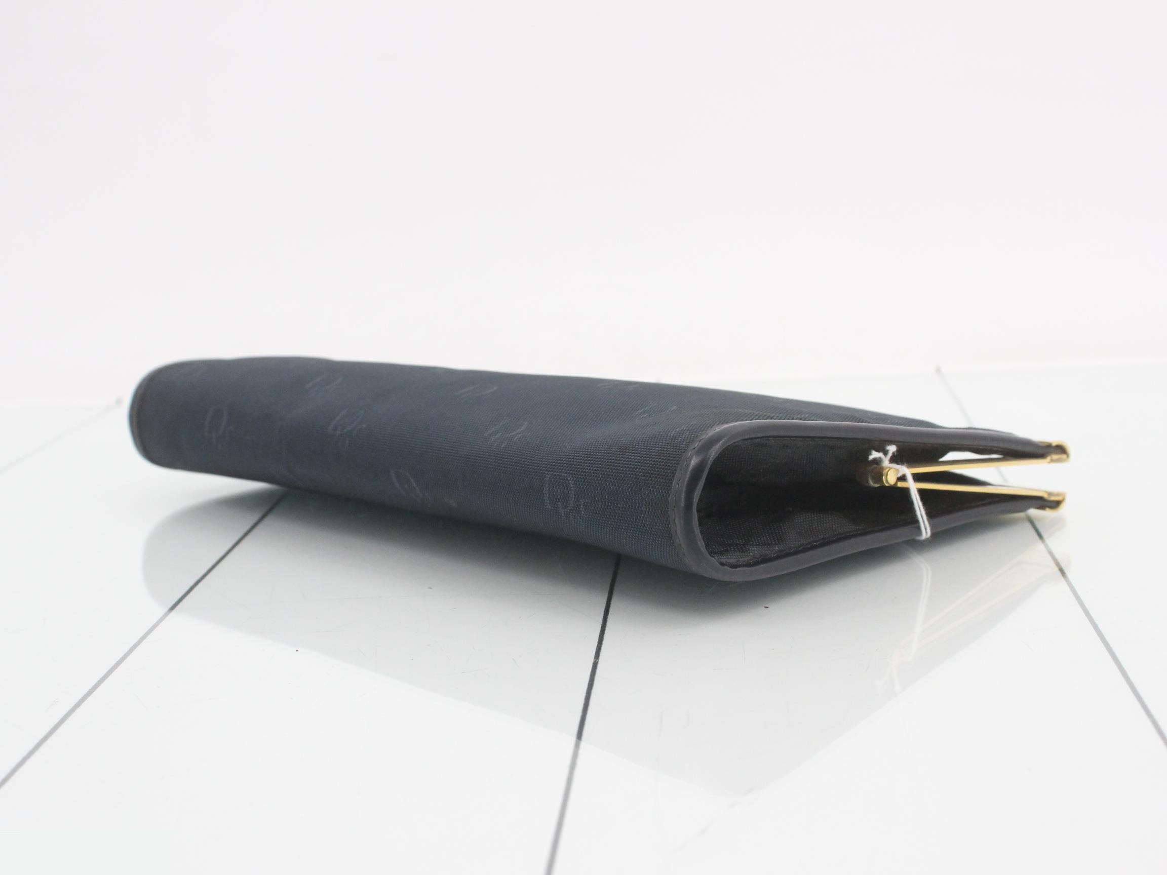 Second bag — view 6