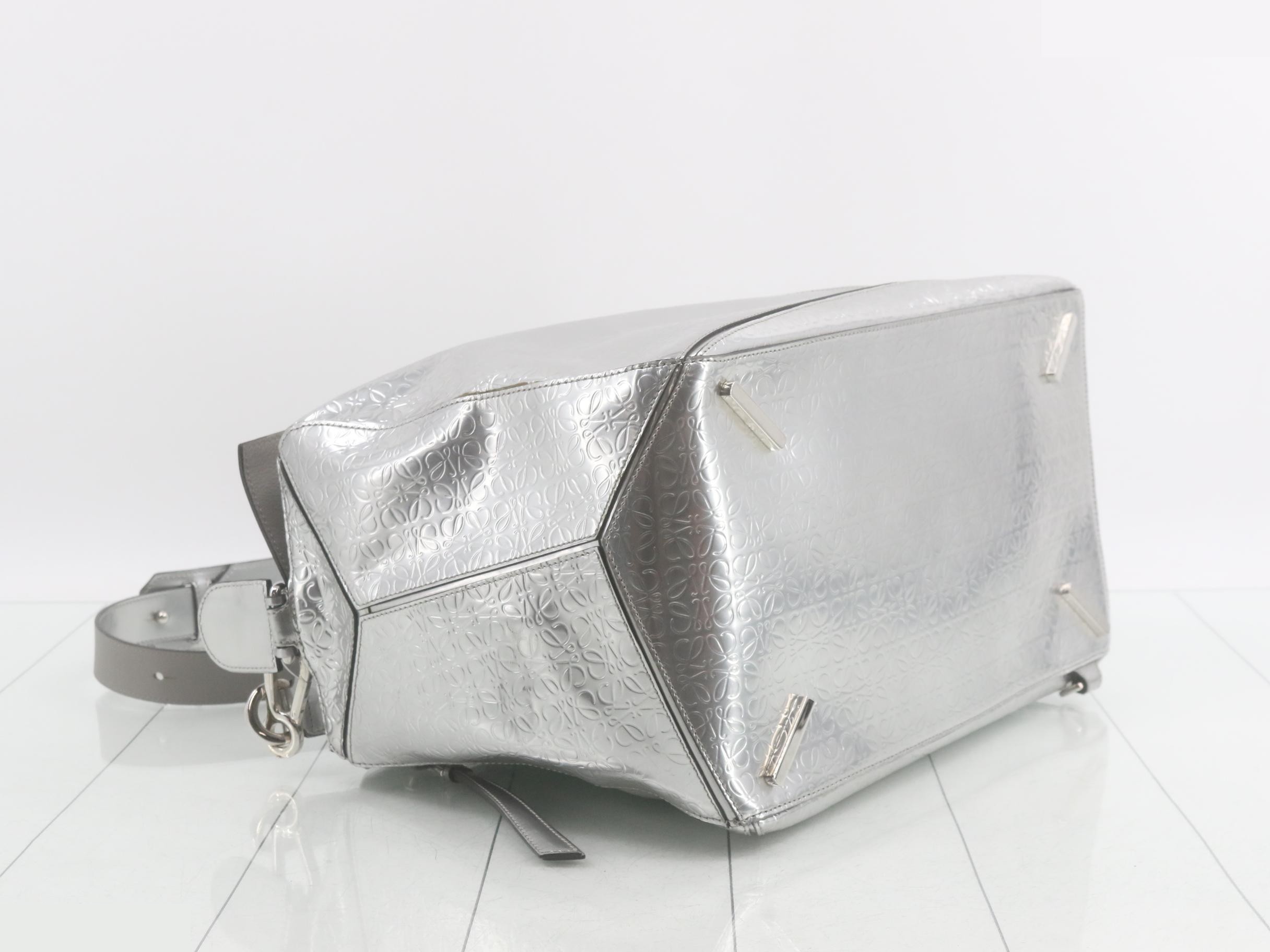 Puzzle Extra Large Shoulder Bag — view 5