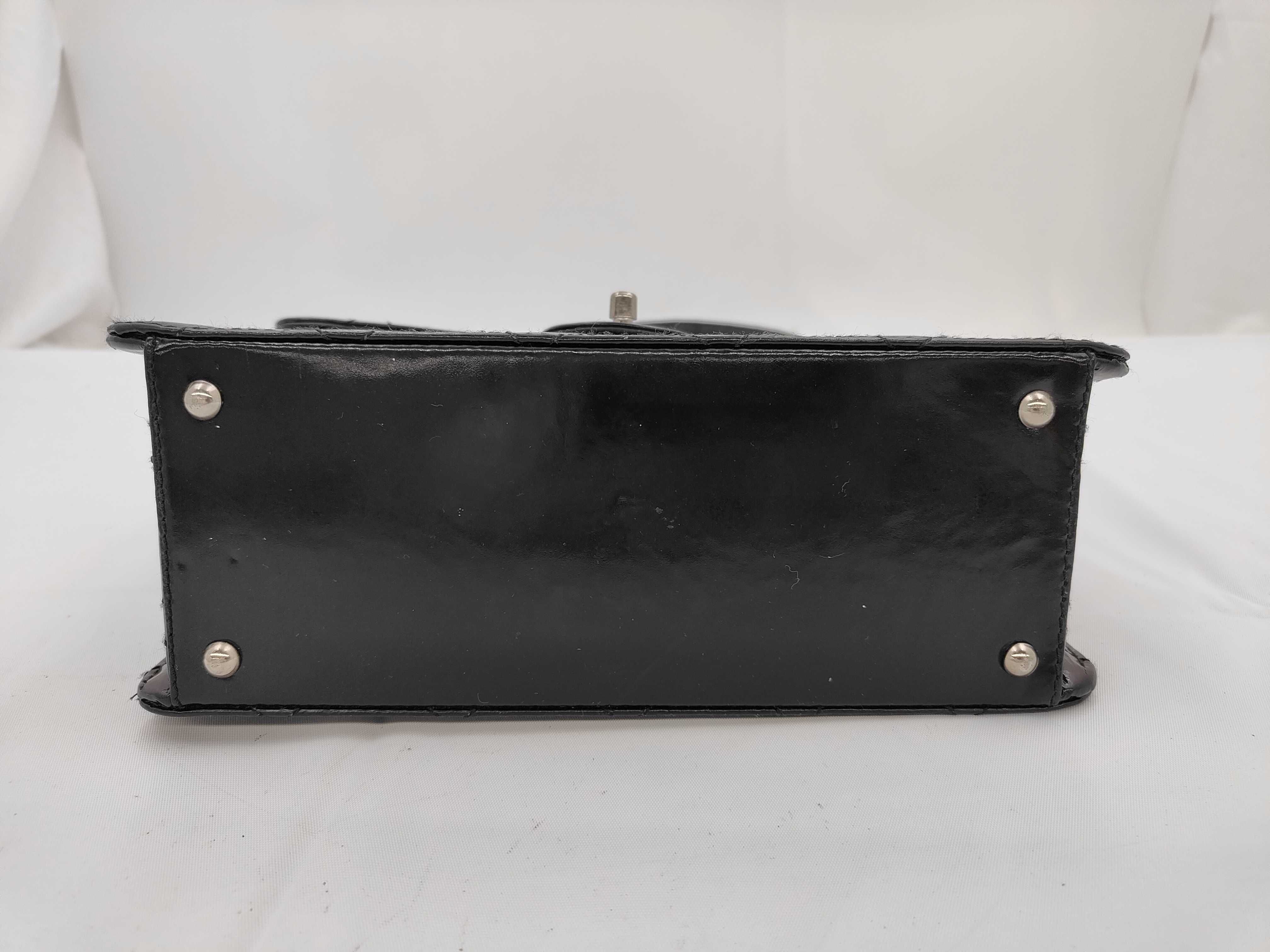 handbag — view 5