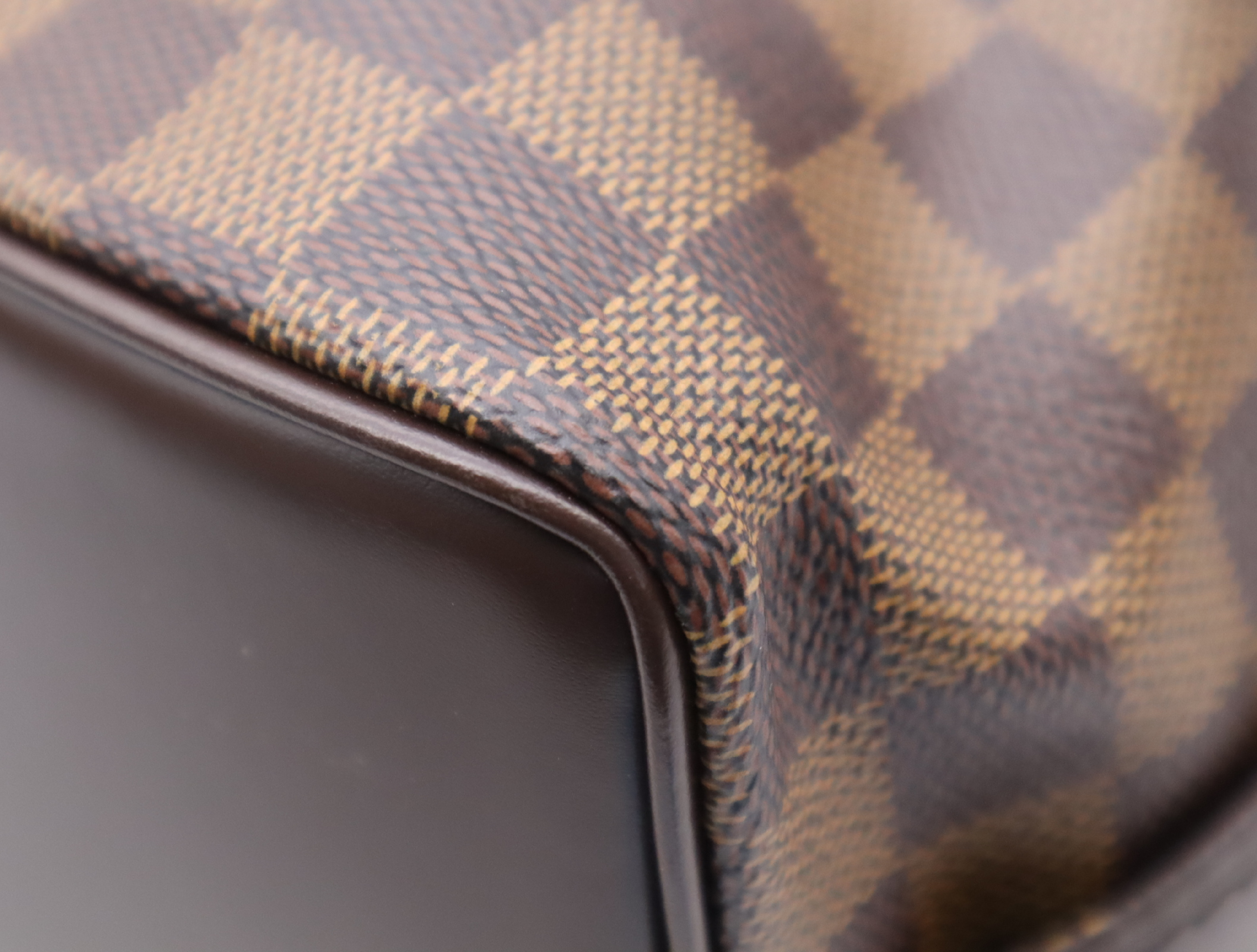 N51119 Damier Chelsea Tote Bag with Padlock and 2 Keys — view 7