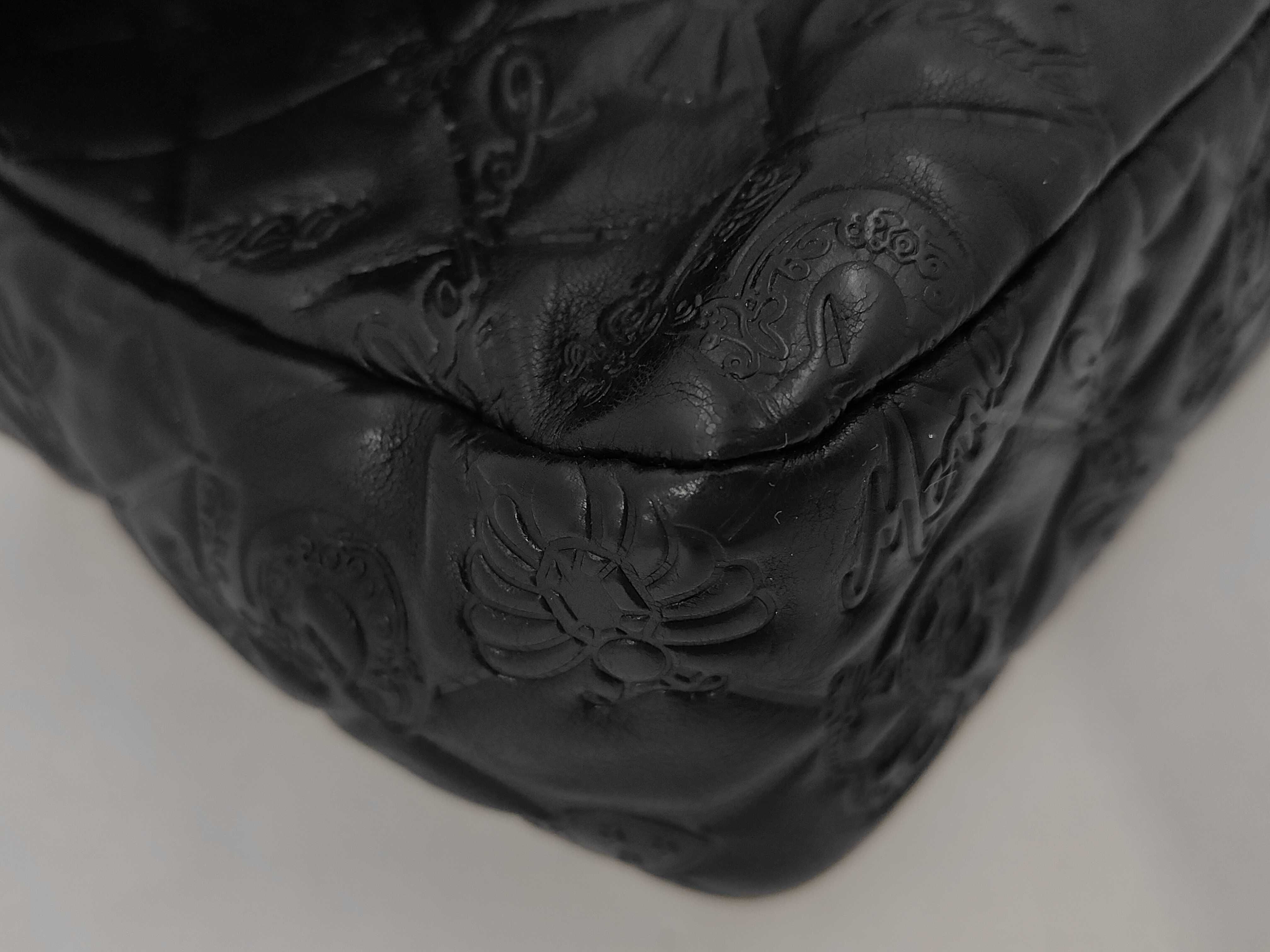 Icon Shoulder Bag — view 3