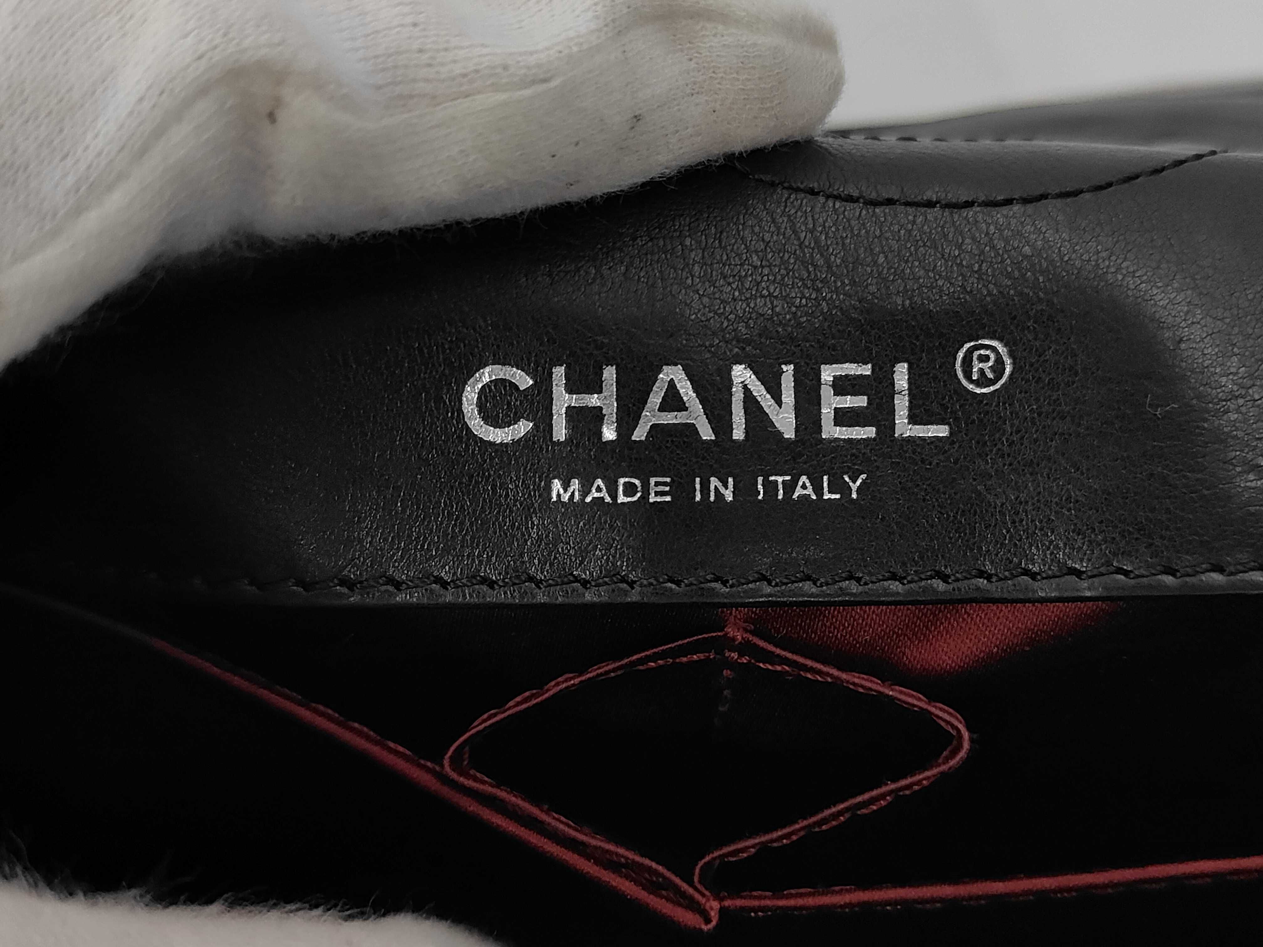 Icon Shoulder Bag — view 10