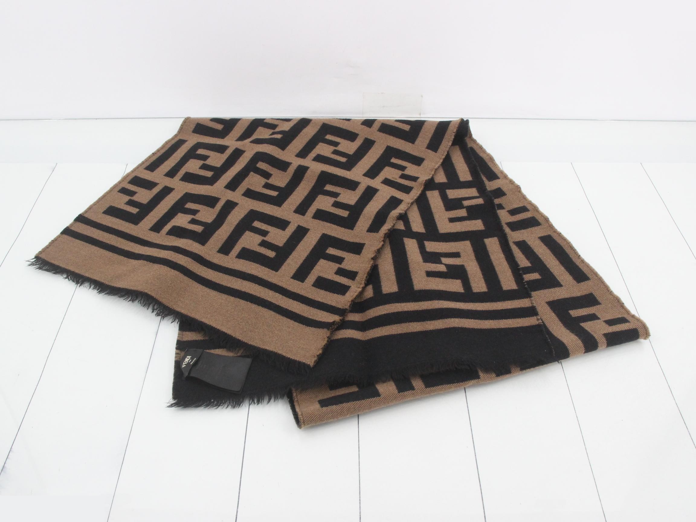 ZUCCA scarf with tag — view 2