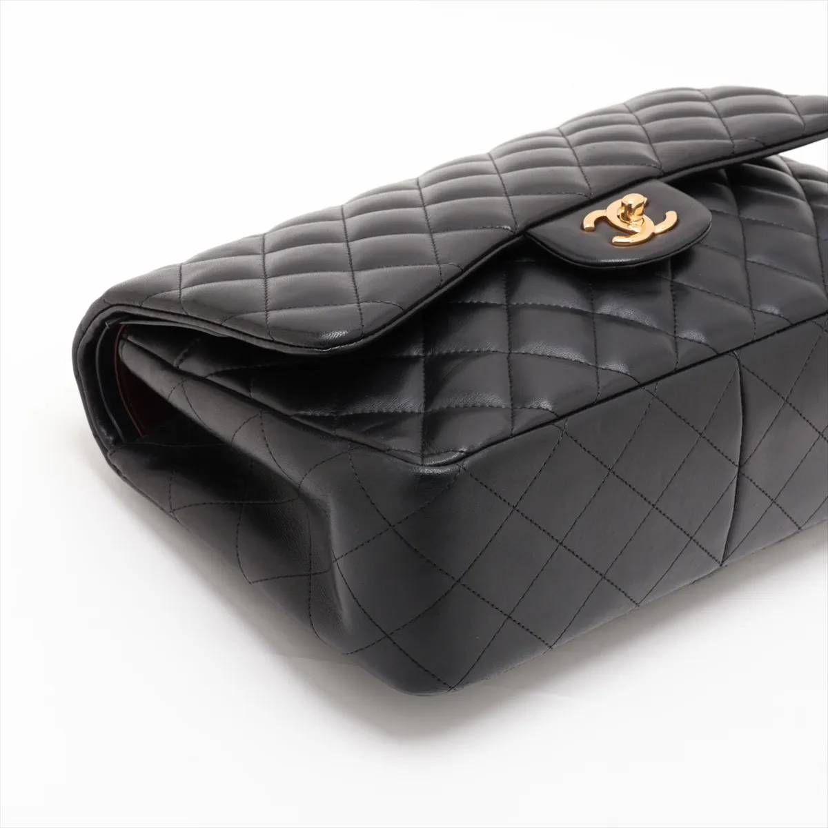 [Individually packaged] Chanel Large Matelassé 30 Lambskin Double Flap Double Chain Bag, Black with Gold Hardware, 15816607, Serial Number 15-series, A58600 — view 4