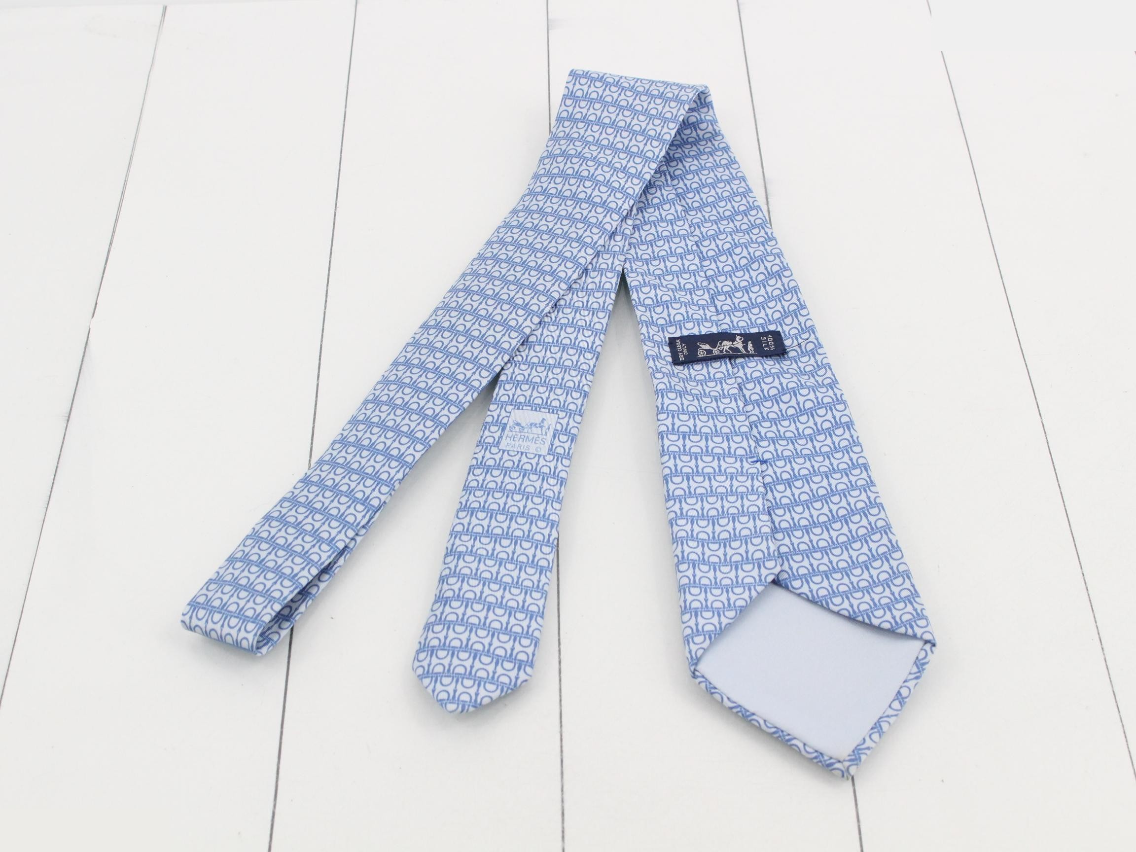 Silk tie — view 2