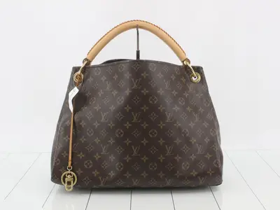 Monogram Artsy MM Shoulder Bag