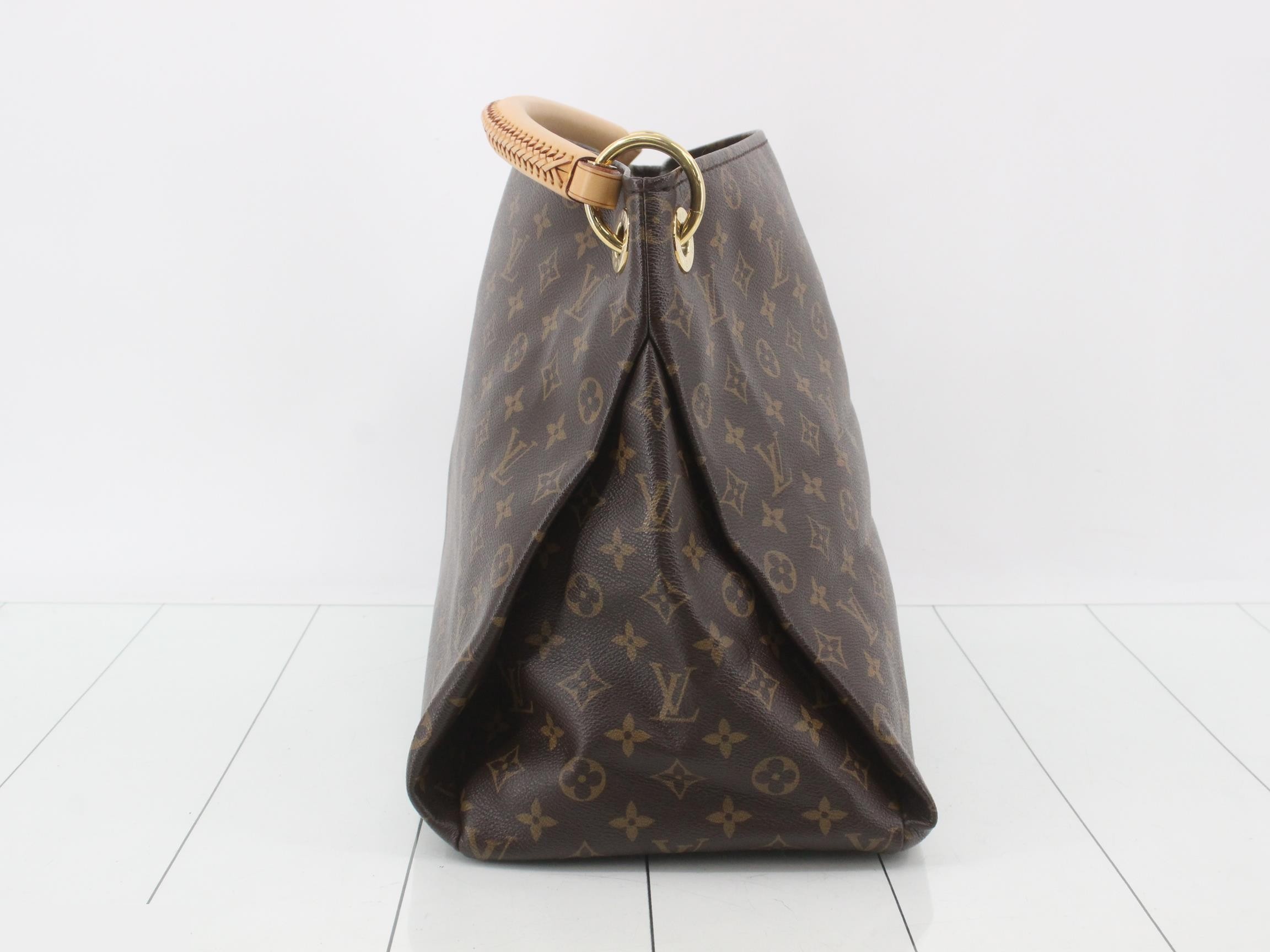 Monogram Artsy MM Shoulder Bag — view 3