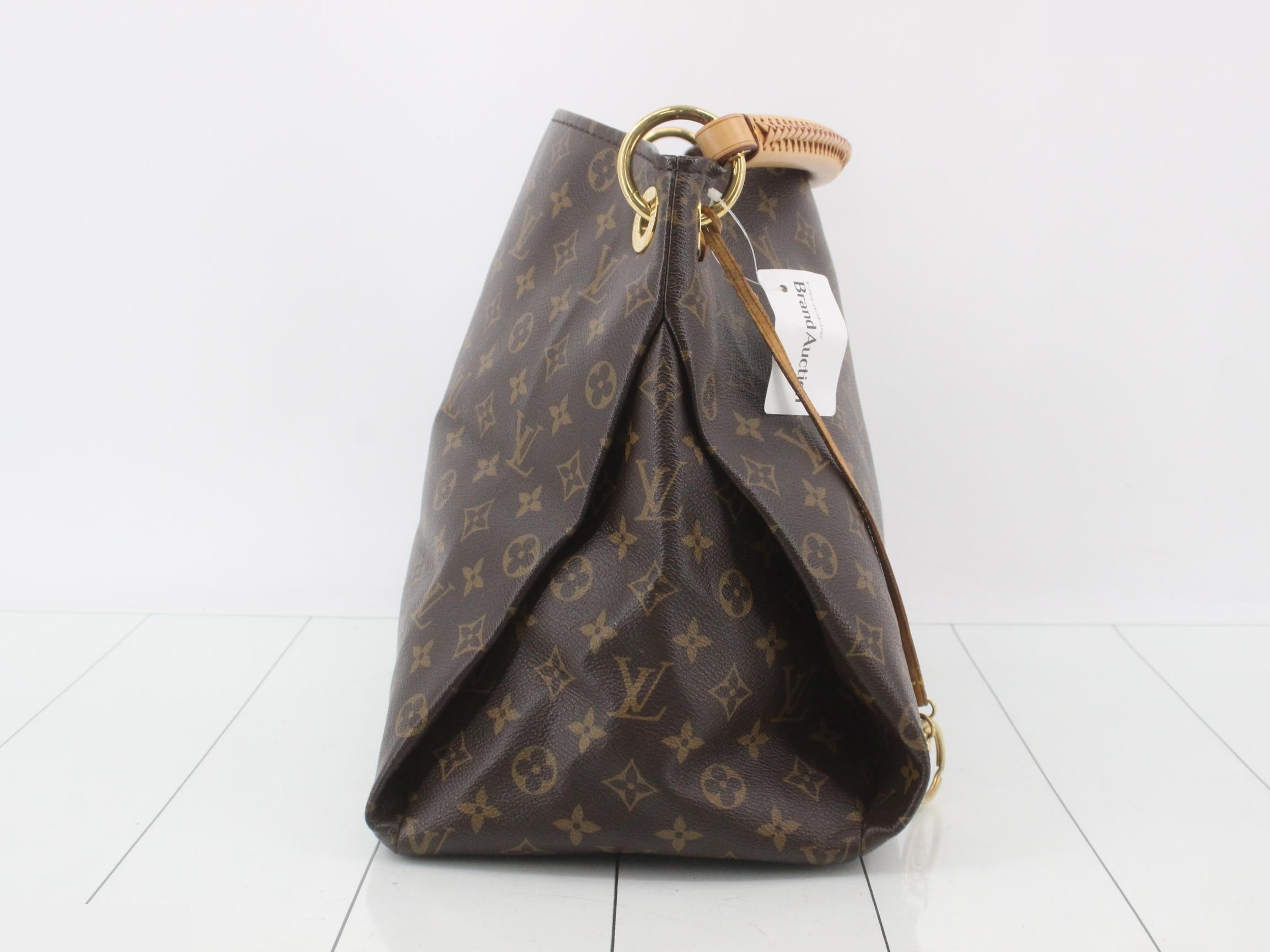 Monogram Artsy MM Shoulder Bag — view 4