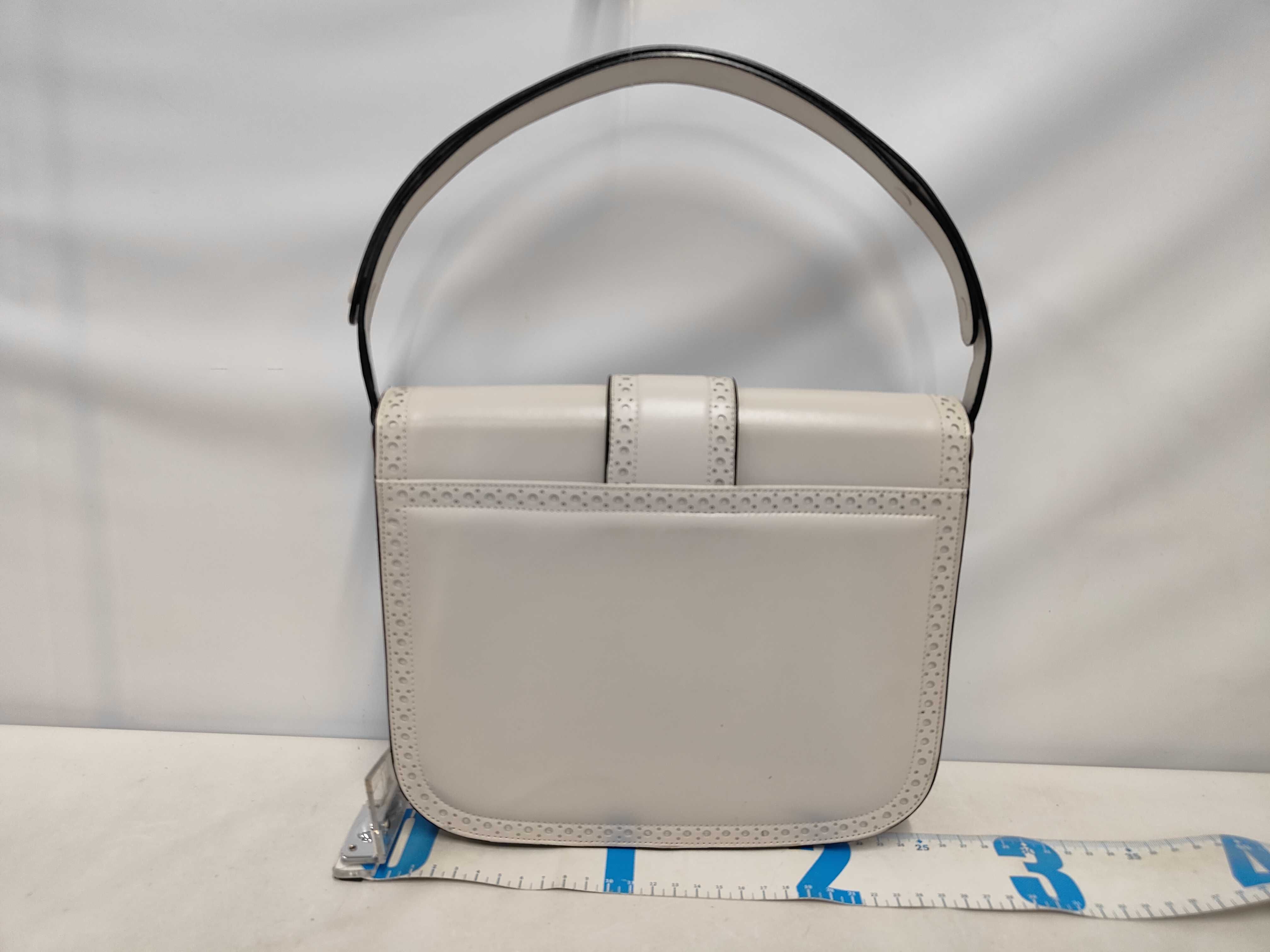 YVESSAINTLAURENT White Leather Shoulder Bag Handbag — view 2
