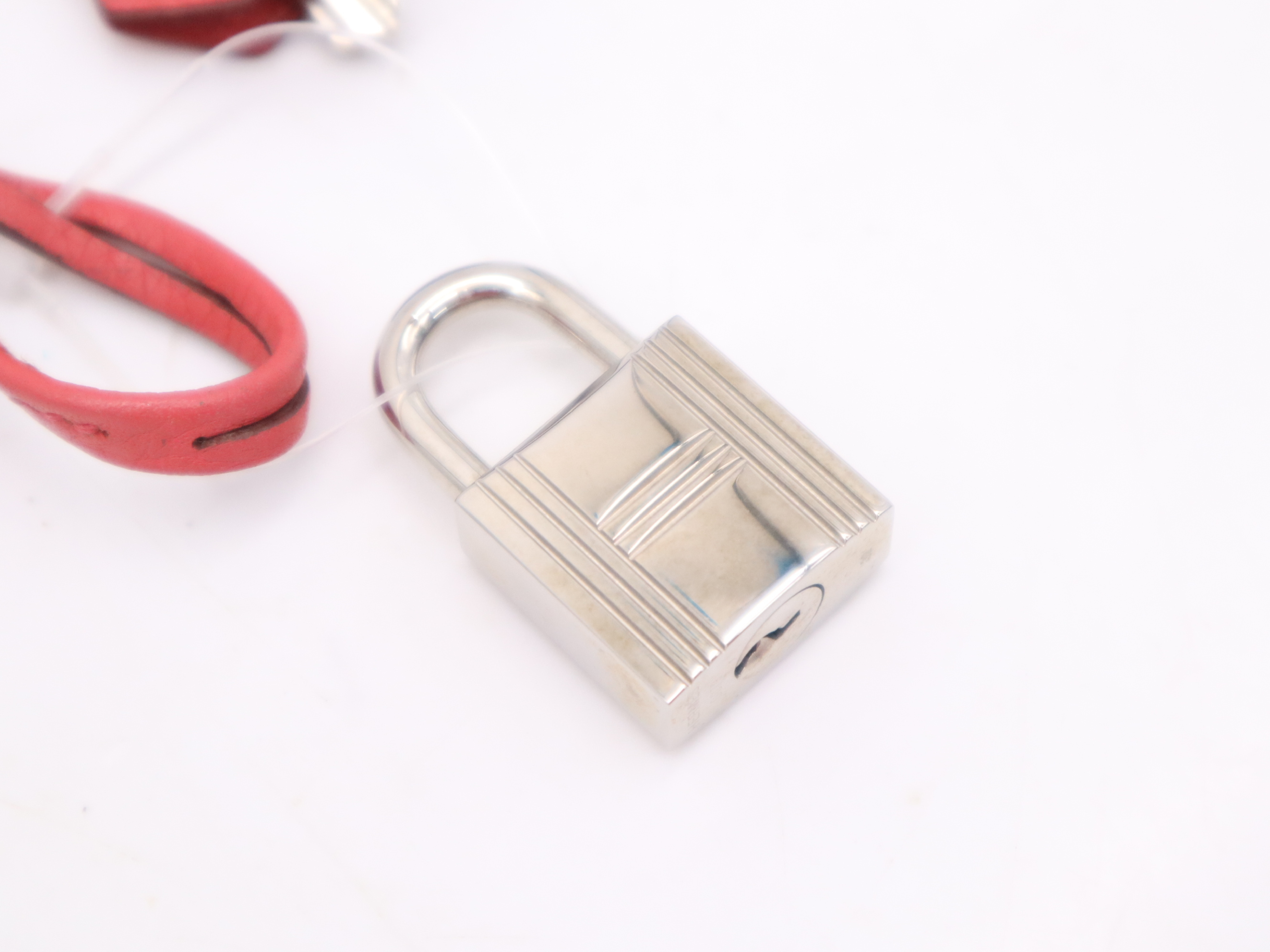Togo Birkin 30 Pink Handbag with Padlock, 2 Keys, Clochette, and Dust Bag. M Stamp. 2009. — view 14