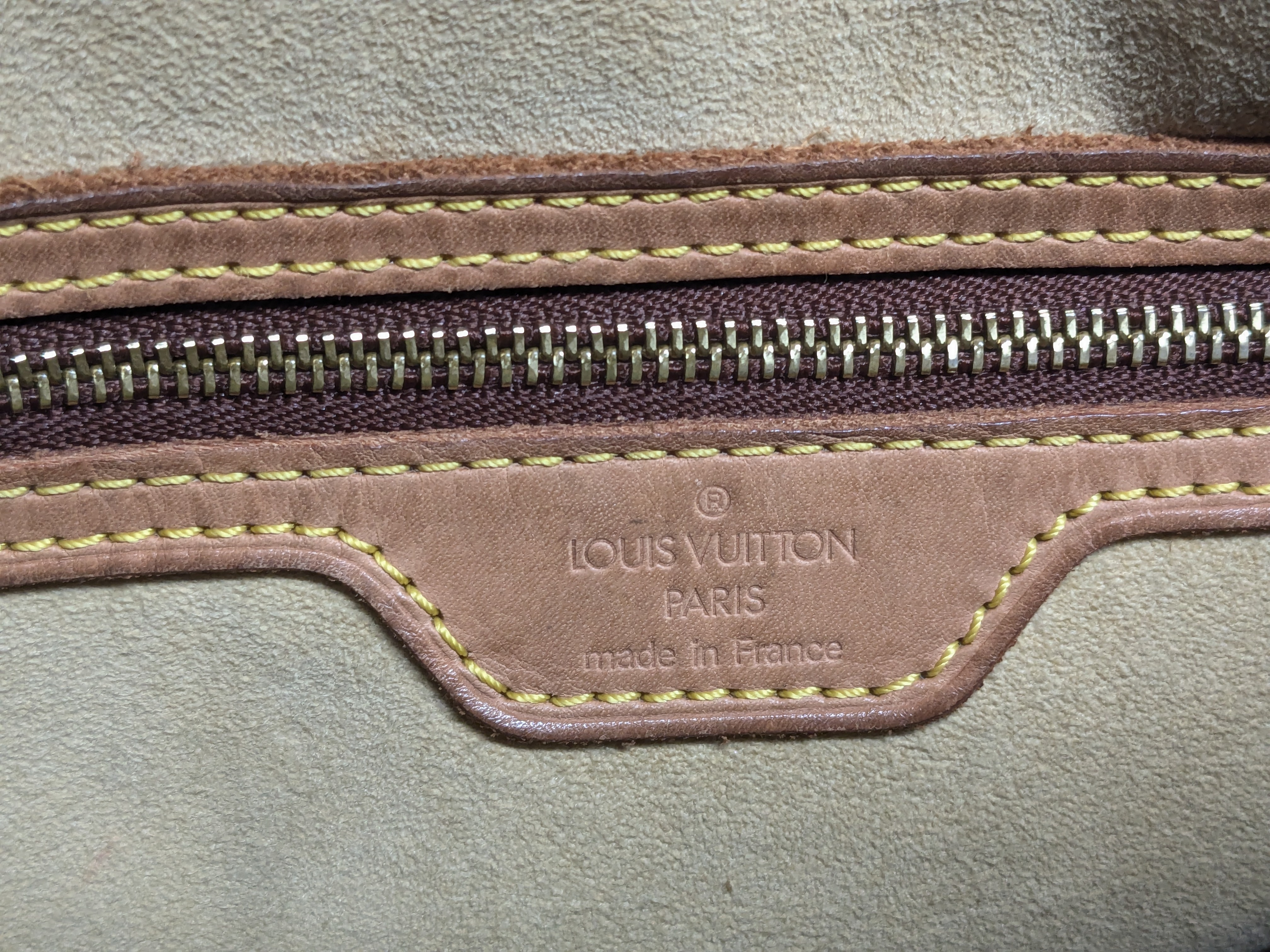 LV Monogram Looping GM Shoulder Bag — view 8