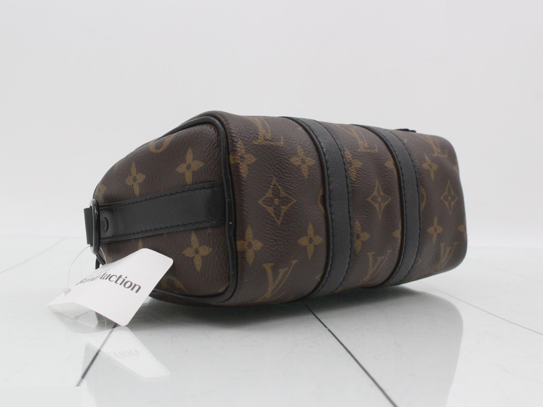 Monogram LV Friend Keepall XS 2-Way Handbag — view 5