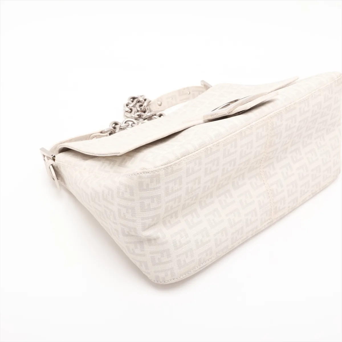 Zucchino Mamma Bucket PVC x Leather Chain Shoulder Bag White 8BR001 — view 4