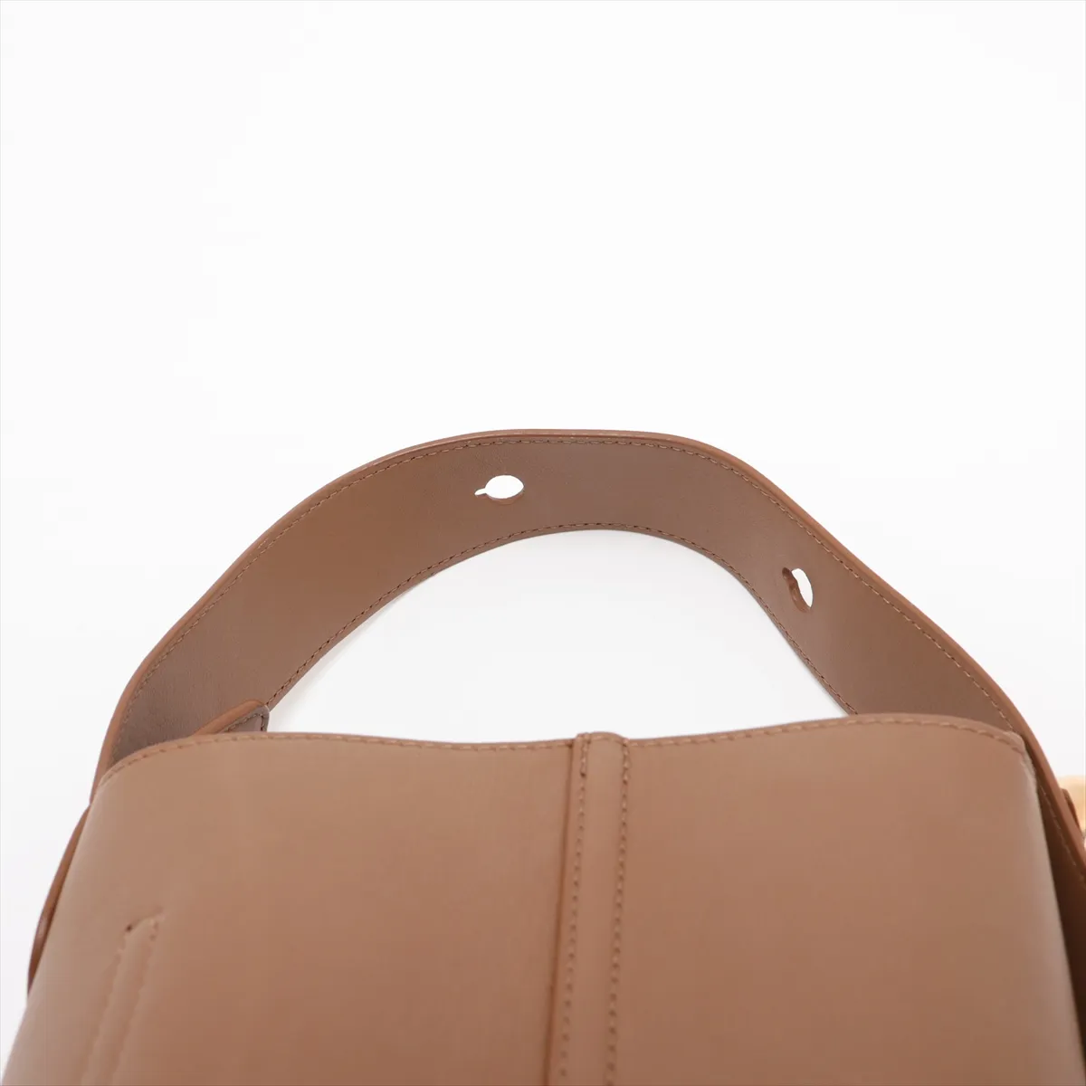 Pebble Bucket Bag Mini Leather Handbag Brown — view 6