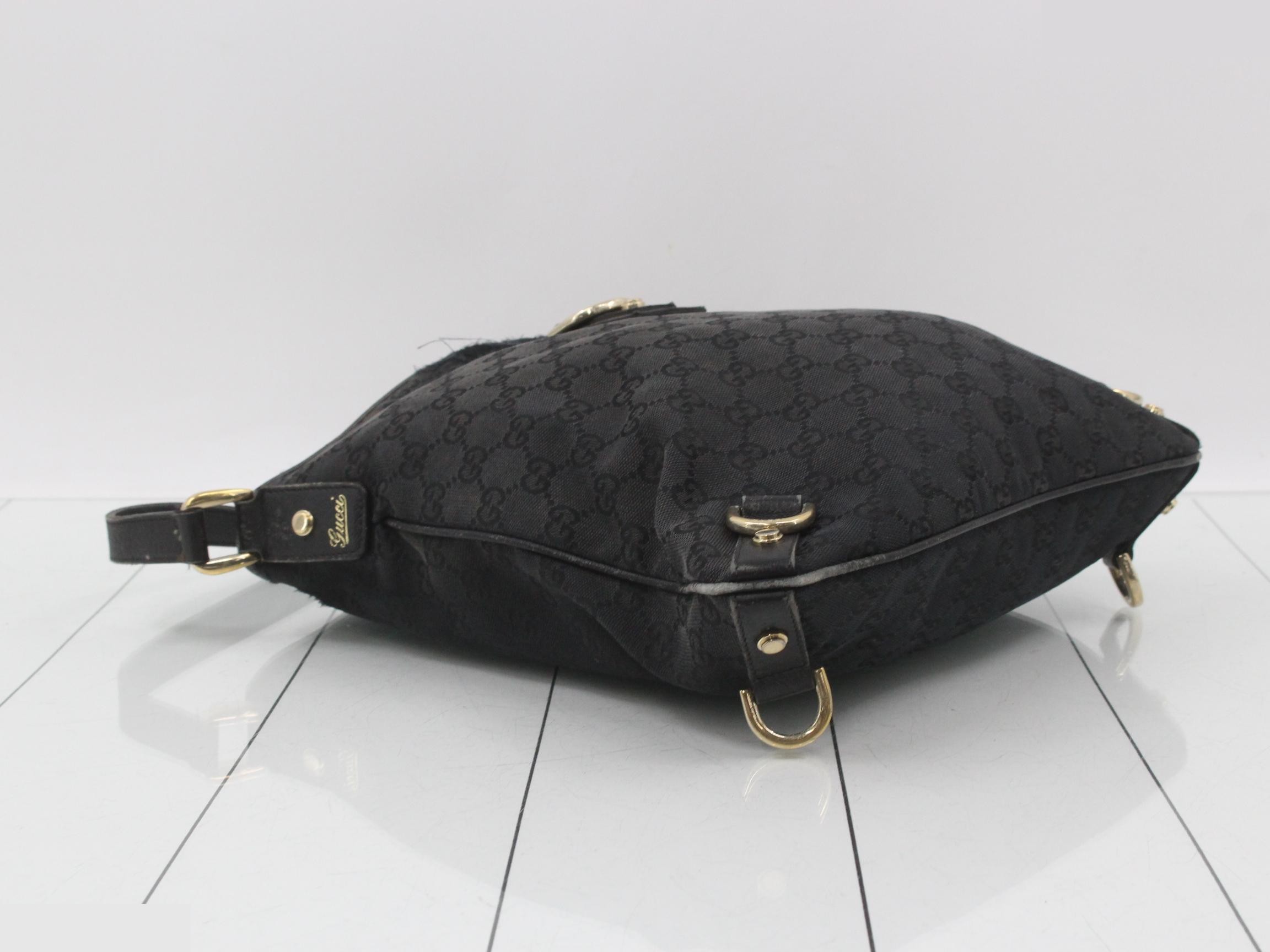GG Canvas Shoulder Bag — view 5