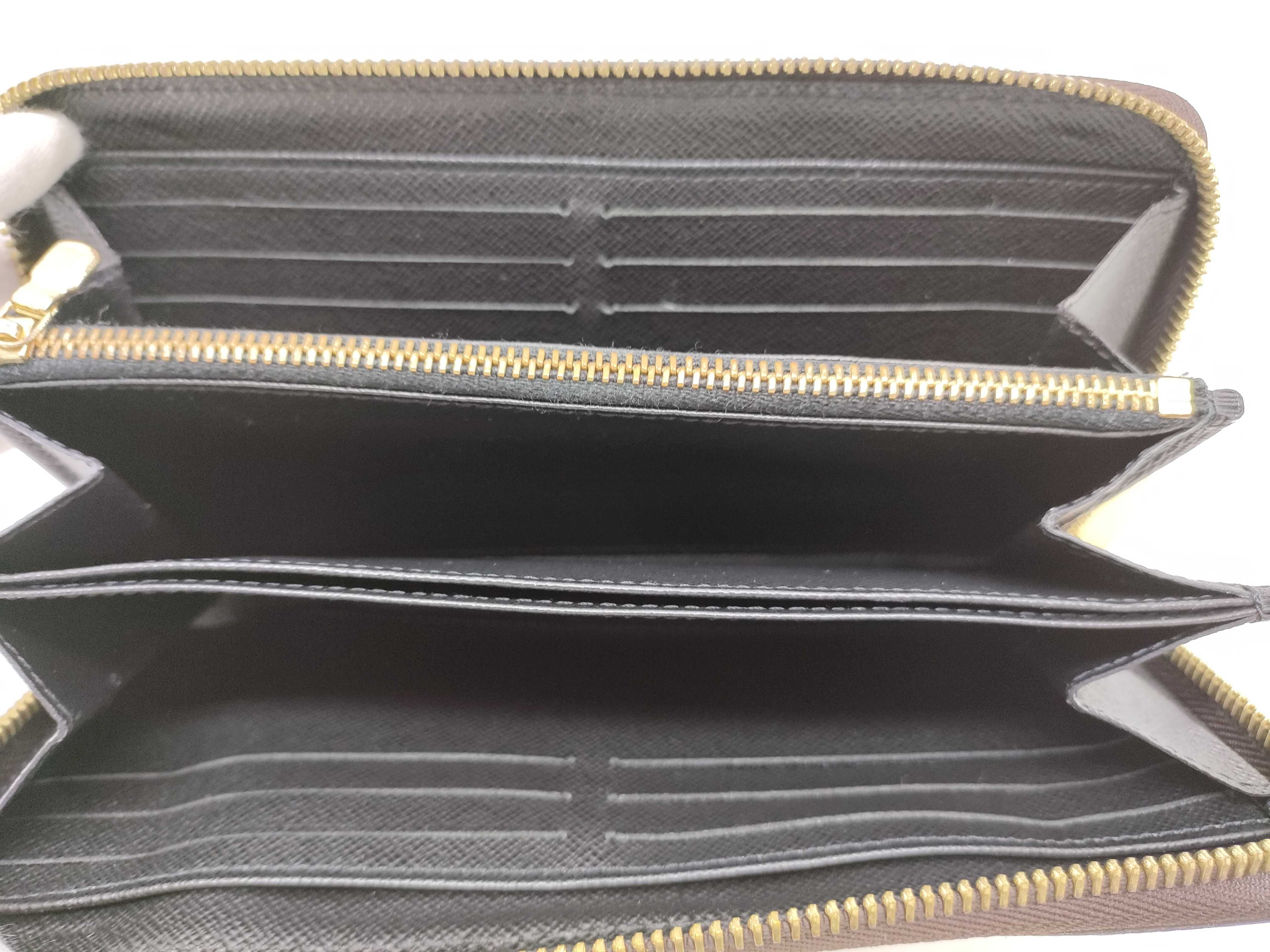 Monogram Louis Vuitton Zippy Wallet Monogram Giant M69353 Wallet — view 10