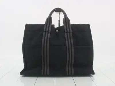 Fooltoe Black Canvas