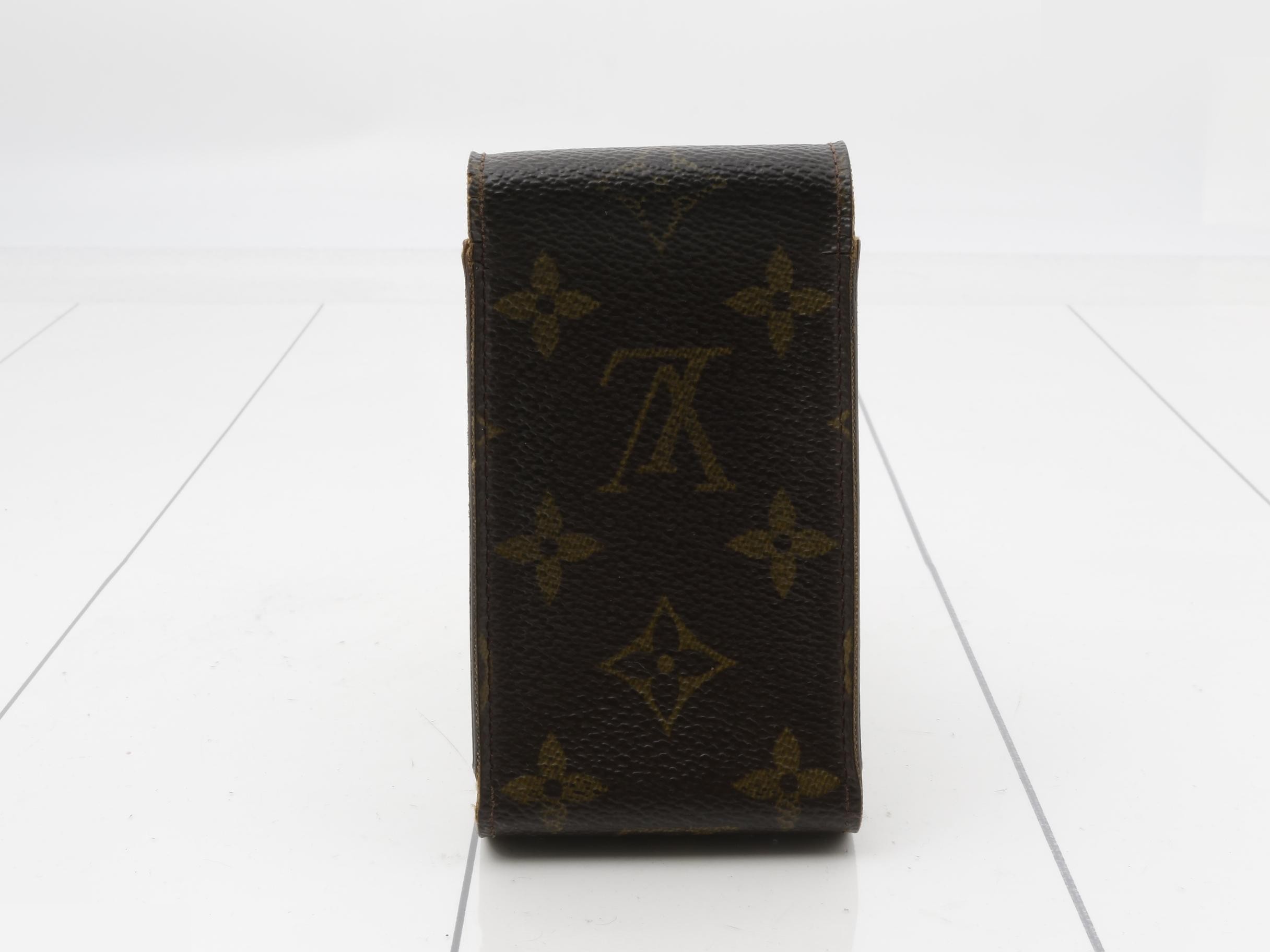 Cigarette case — view 2