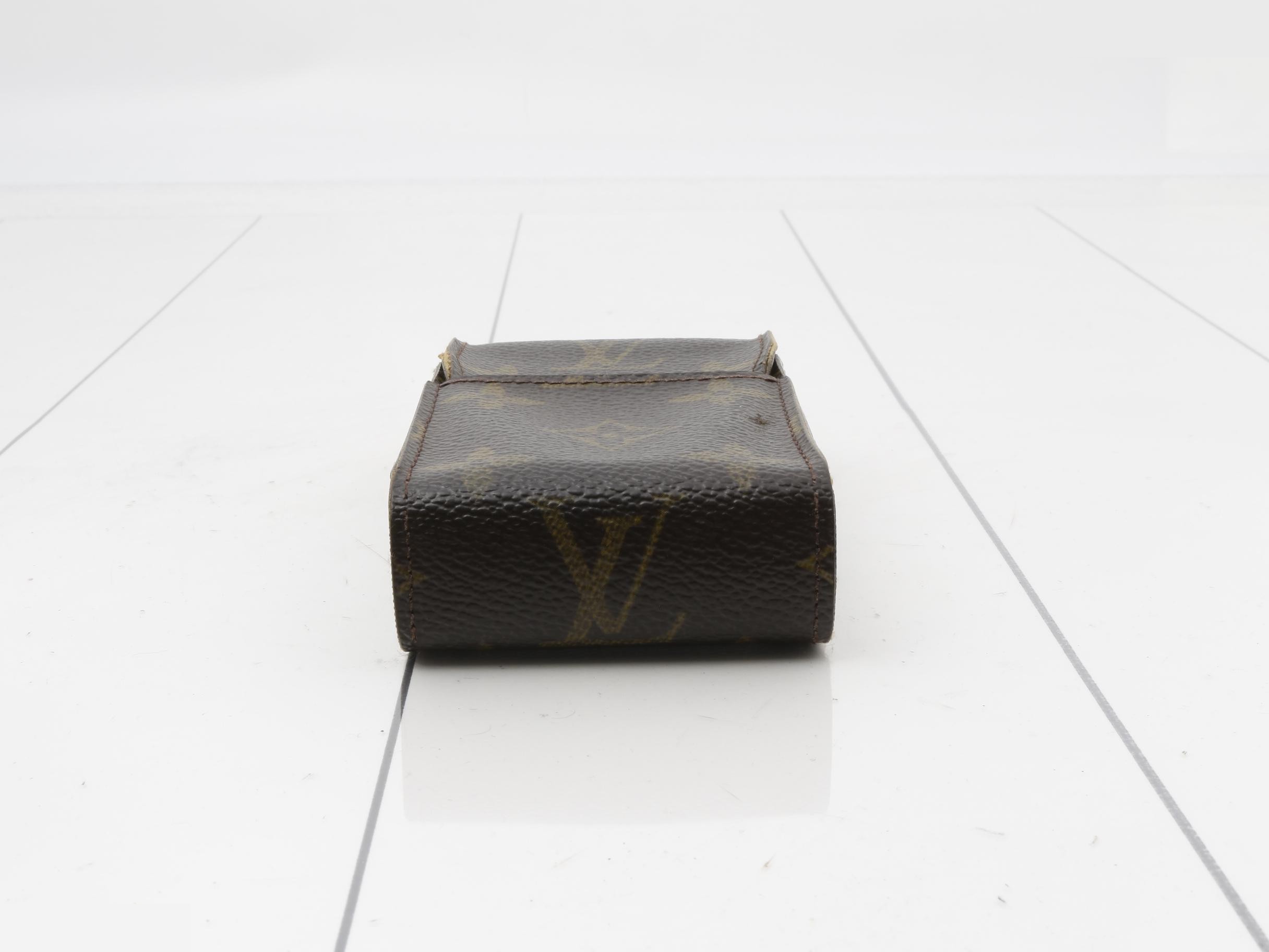 Cigarette case — view 3